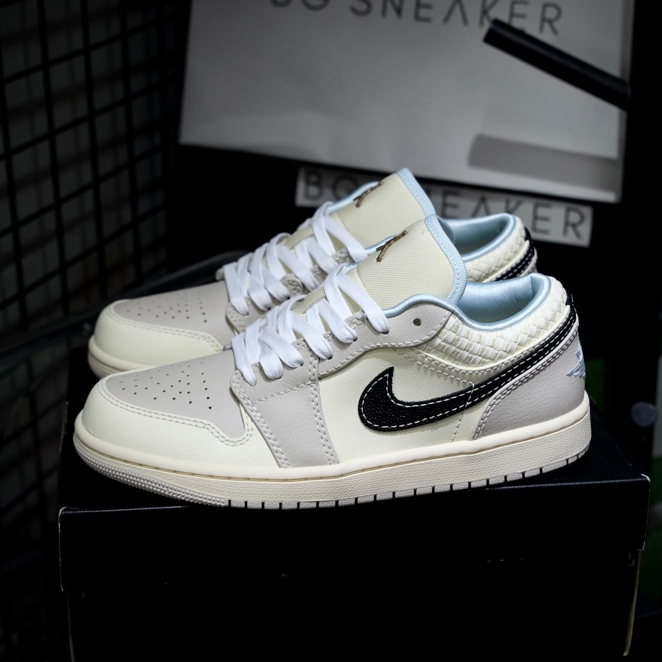  Giày Nike Air Jordan 1 Low SE Sanddrift HQ3440-101 