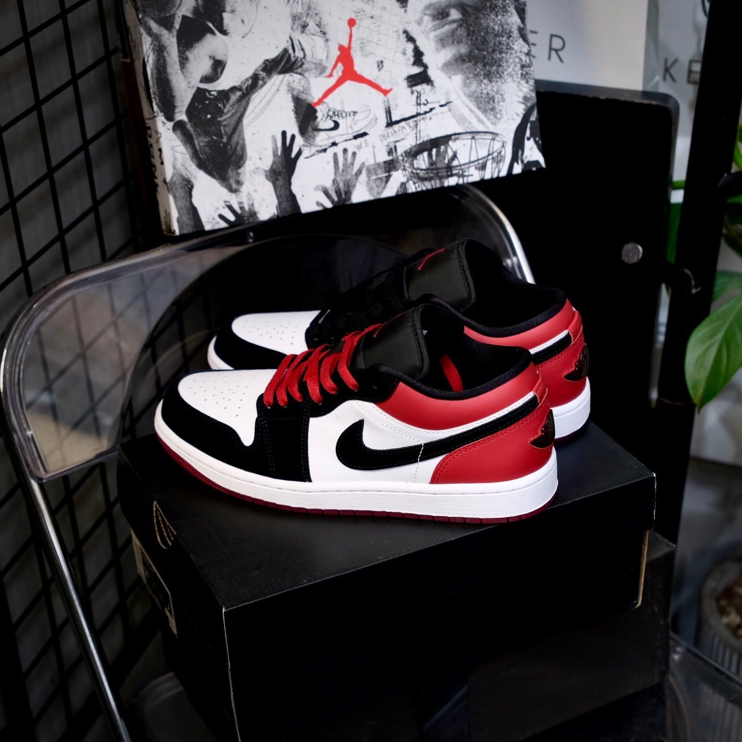  Giày Nike Air Jordan 1 Low Black Toe 2025  IB8971-106 