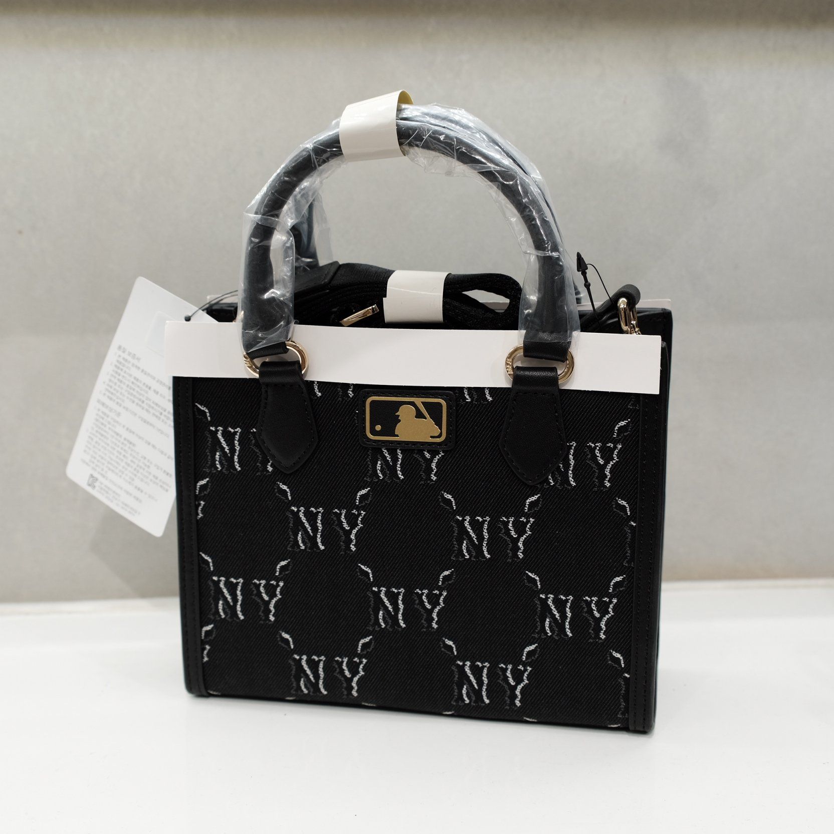  Túi Đeo Chéo MLB Diamond Monogram New York Yankees Crossbody Bag 7ACRMDG5N BROWN 