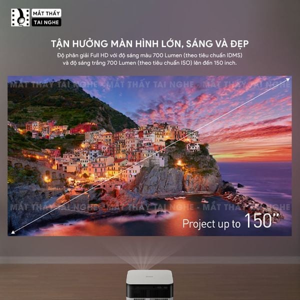 Epson EF-71 - Máy chiếu mini thông minh tích hợp Google TV, sử dụng công nghệ 3LCD độc quyền kết hợp nguồn sáng RGB-LED tiên tiến, độ sáng 700 ISO lumens, độ phân giải chuẩn Full HD, tương phản 5.000.000:1 cho hình ảnh và màu sắc cực đẹp