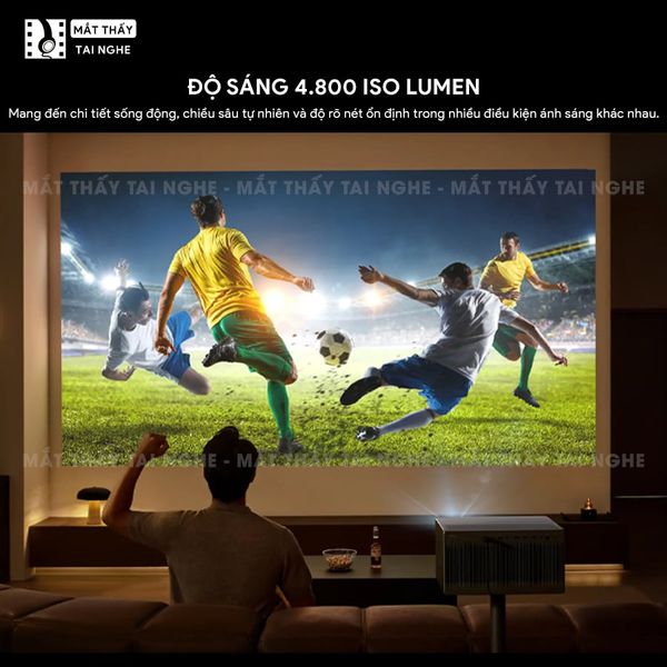 XGIMI Titan Noir - Máy chiếu 4K thông minh cao cấp, tích hợp Google TV, sử dụng công nghệ RGB Triple Laser, độ phân giải chuẩn 4K UHD, độ sáng 4.800 ISO Lumens, đạt chứng nhận IMAX Enhanced & Dolby Vision và tích hợp loa Harman Kardon