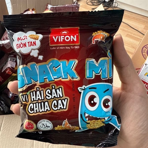 Mỳ trẻ em snack vị hải sản chua cay