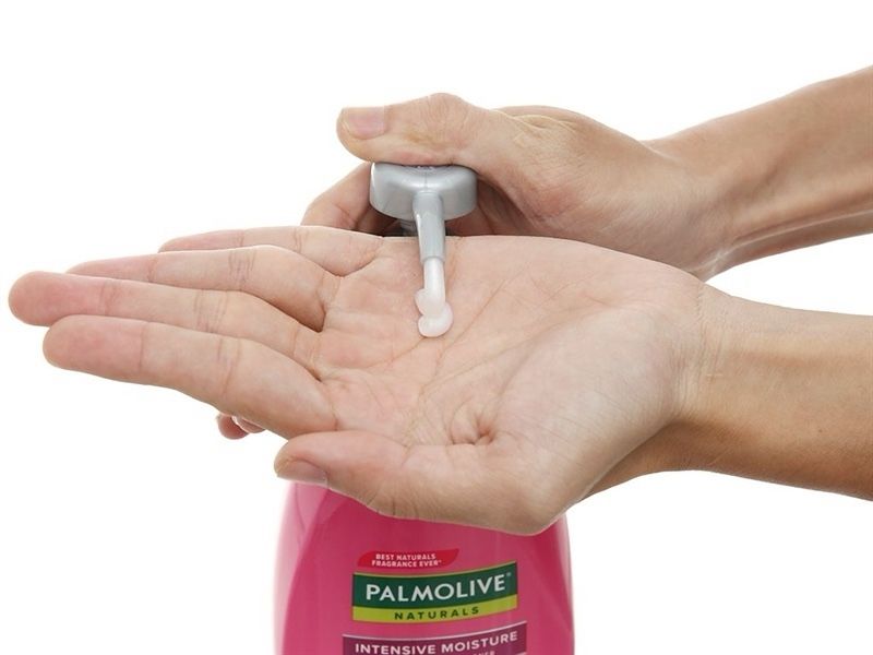 Dầu gội Palmolive naturals dưỡng ẩm bổ sung 600ml