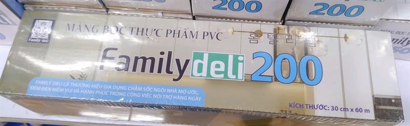 Màng bọc thực phẩm PVC family Deli 200 30cmx60m