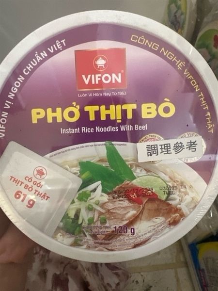Phở thịt bò tô vifon