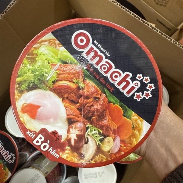 Mì Omachi xốt bò hầm 69g