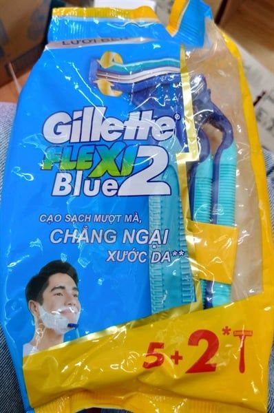 Dao cạo không thay lưỡi Gillette xanh 5+2
