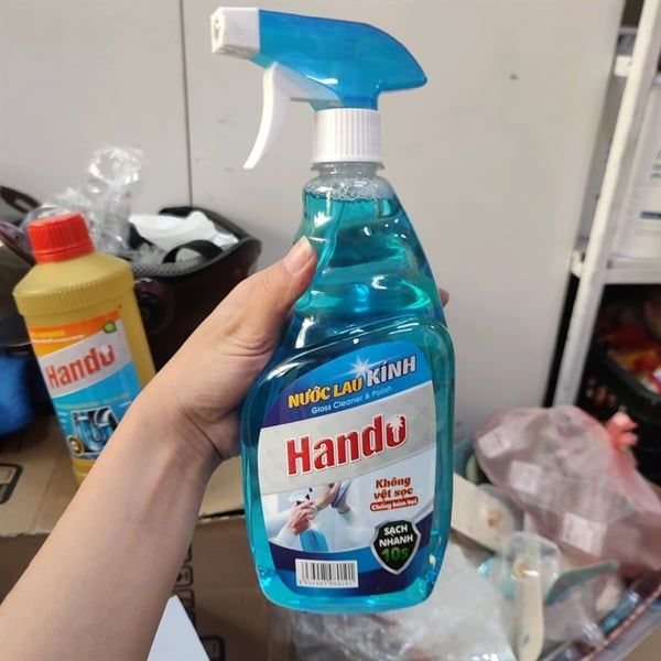 Nước lau kính Hando 600ml