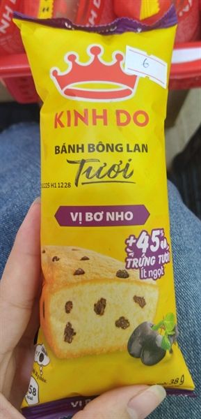 Kinh đô bánh bông lan tươi bơ nho 38g
