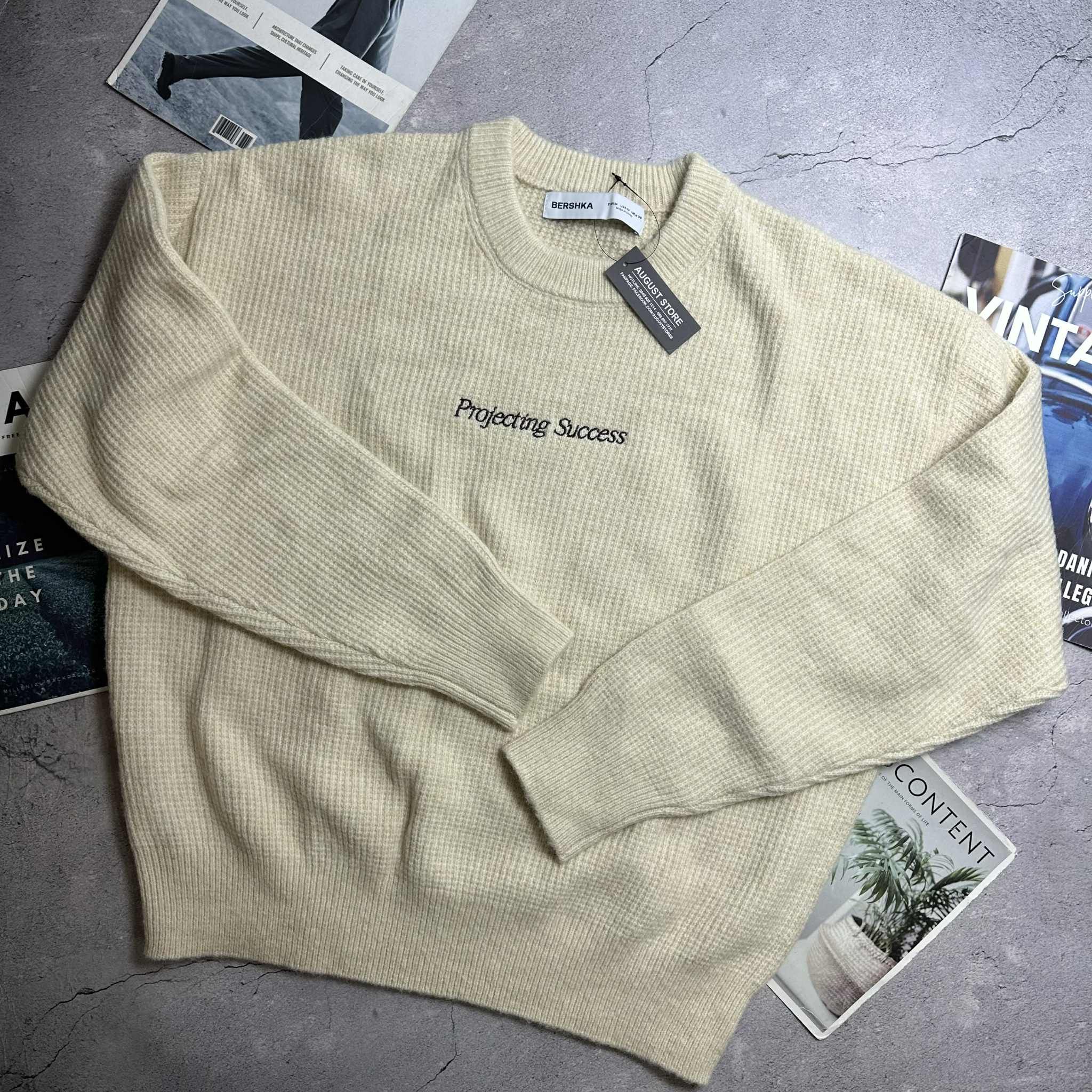 ÁO LEN BERS.HKA CHỮ THÊU NGỰC 7743