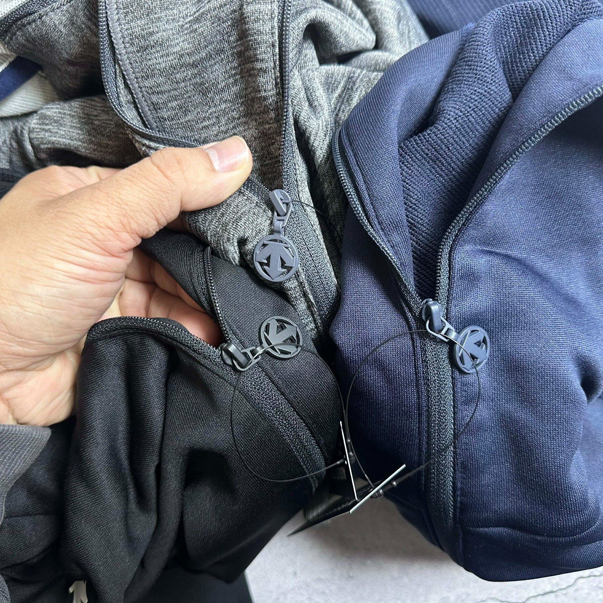 AK NỈ MŨ DES.CENTE TAY IN CHỮ 6503