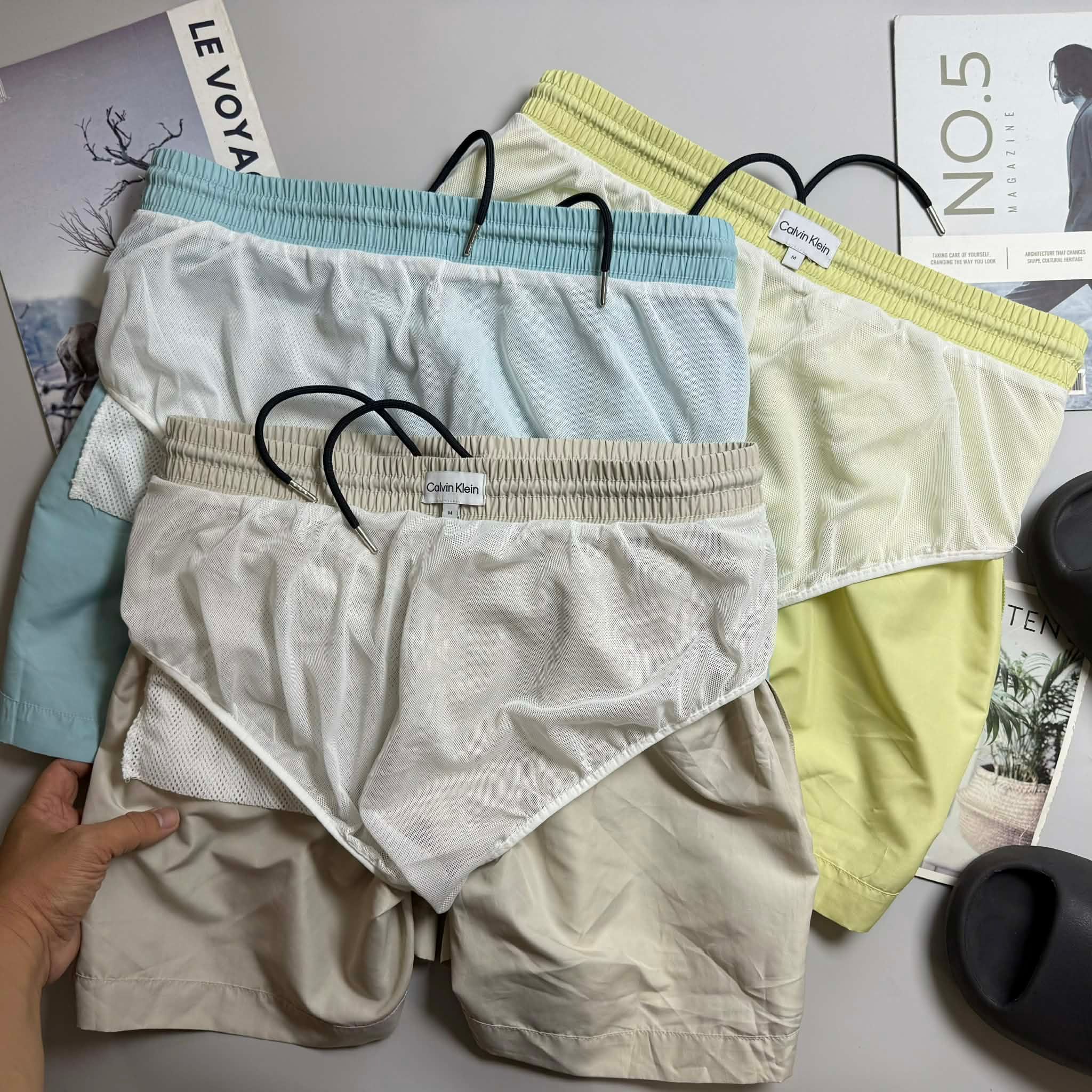 QUẦN BƠI C.K VẢI GIÓ LÓT LƯỚI 7157