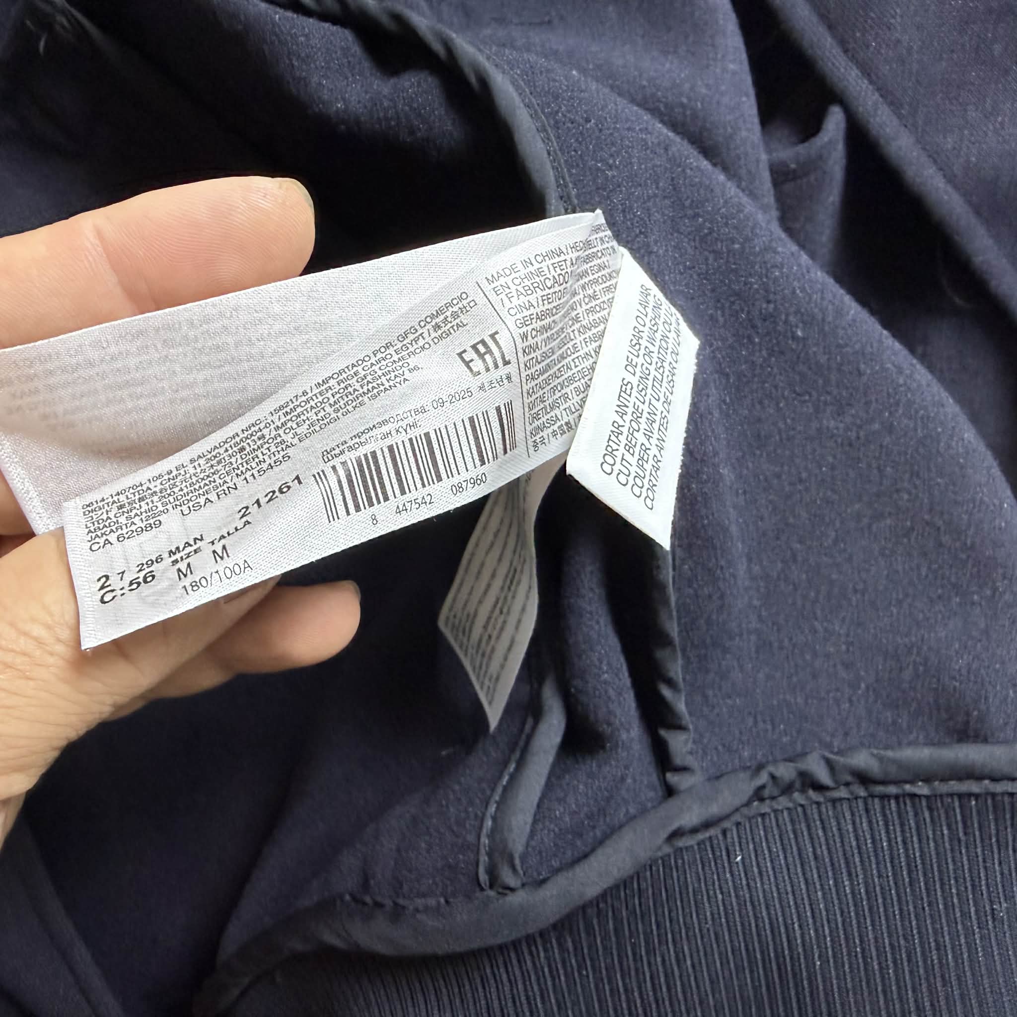 AK NỈ CỔ CAO MAN.GO MAN 4711