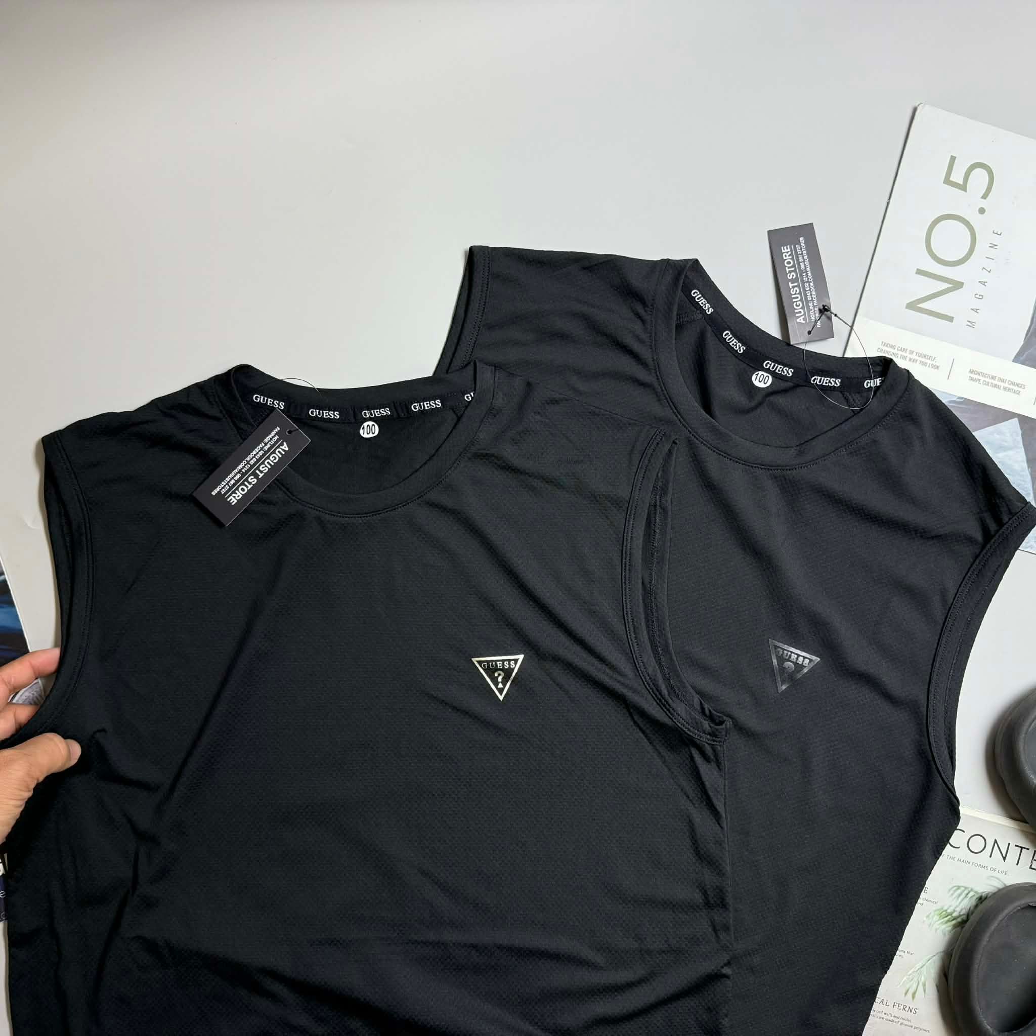 ÁO 3 LỖ GU.ESS LOGO NGỰC SLIM 7938