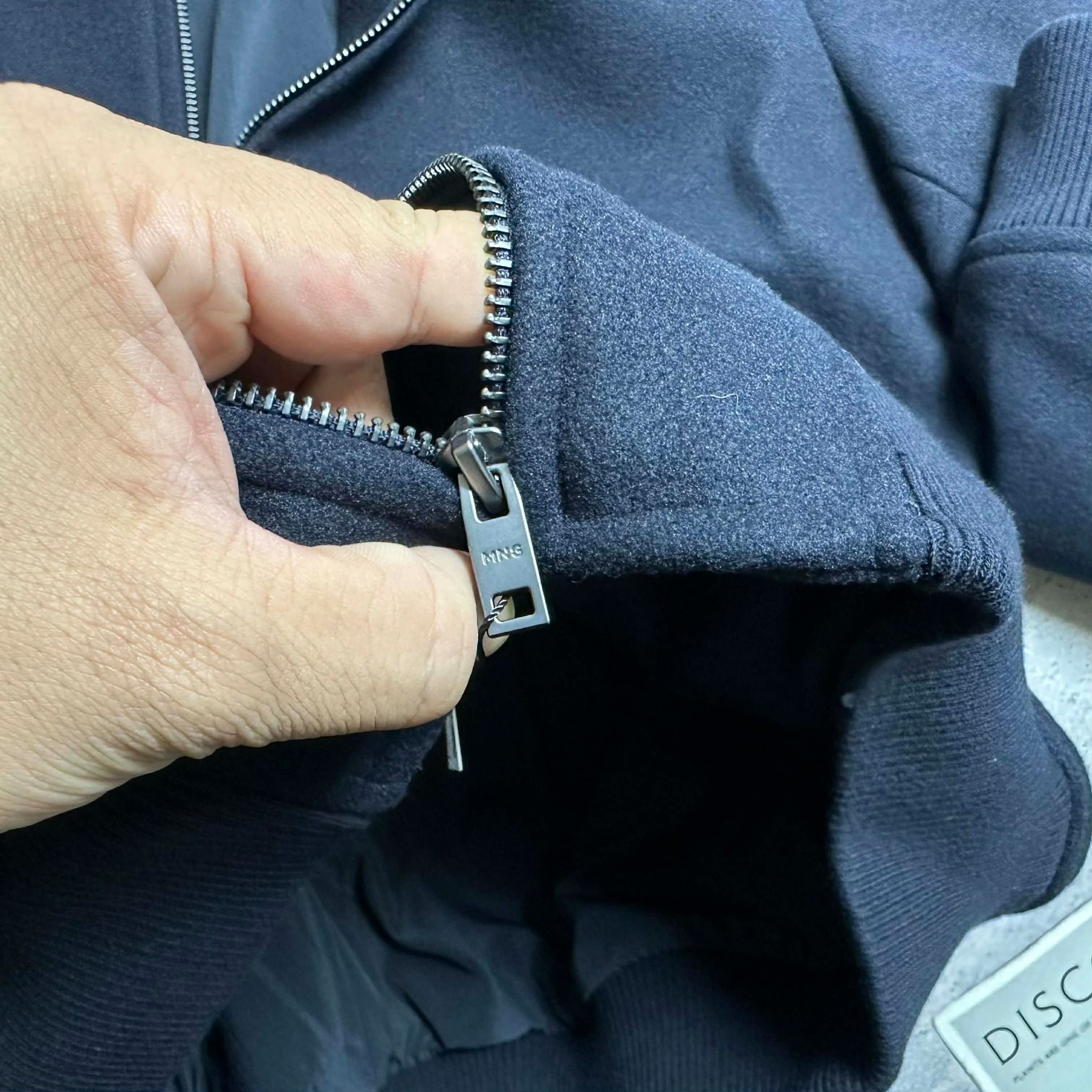 AK BOMBER NỈ DẠ CỔ BẺ MAN.GO 4709