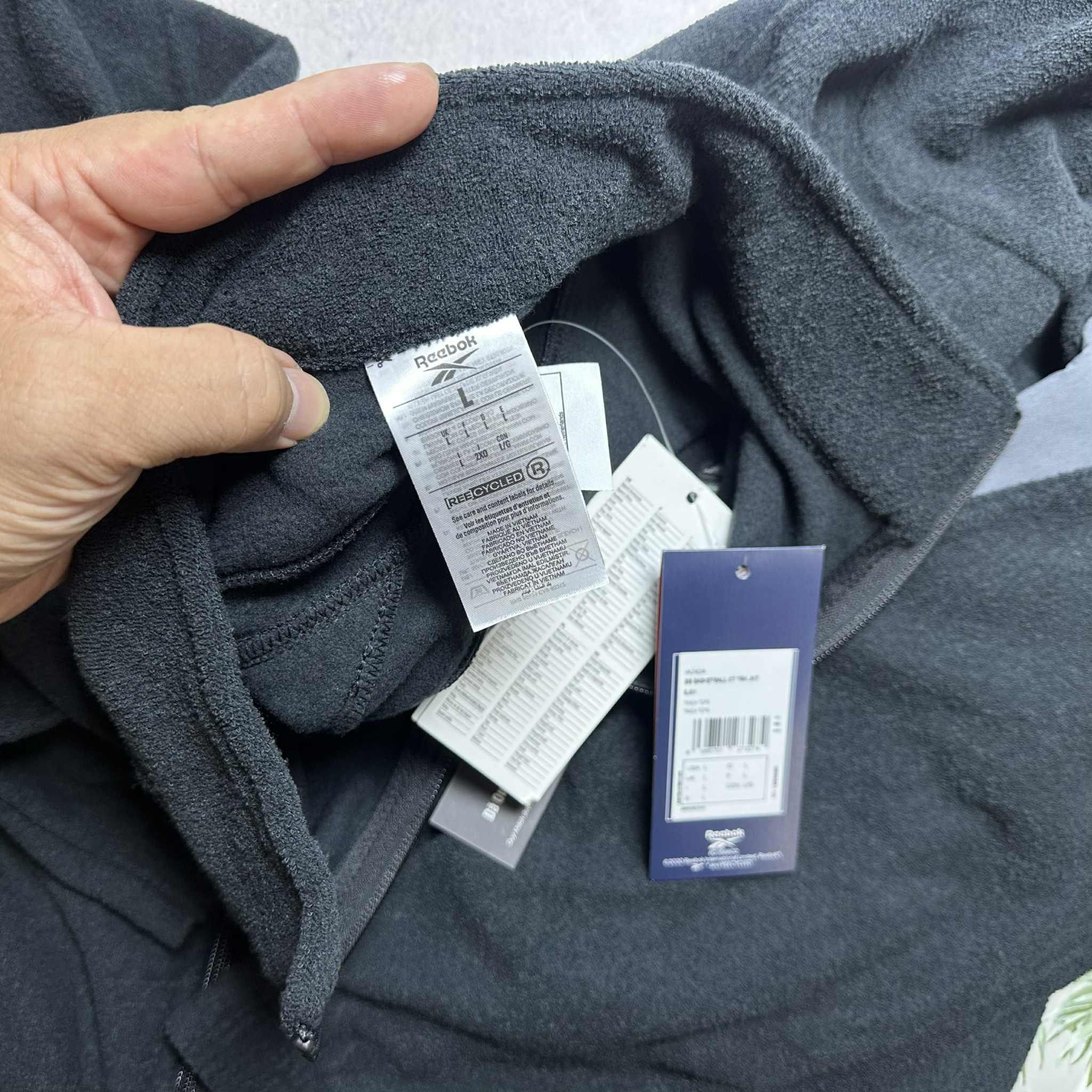 AK NỈ REE.BOK BASKETBALL COURT TOP TRACK 3366