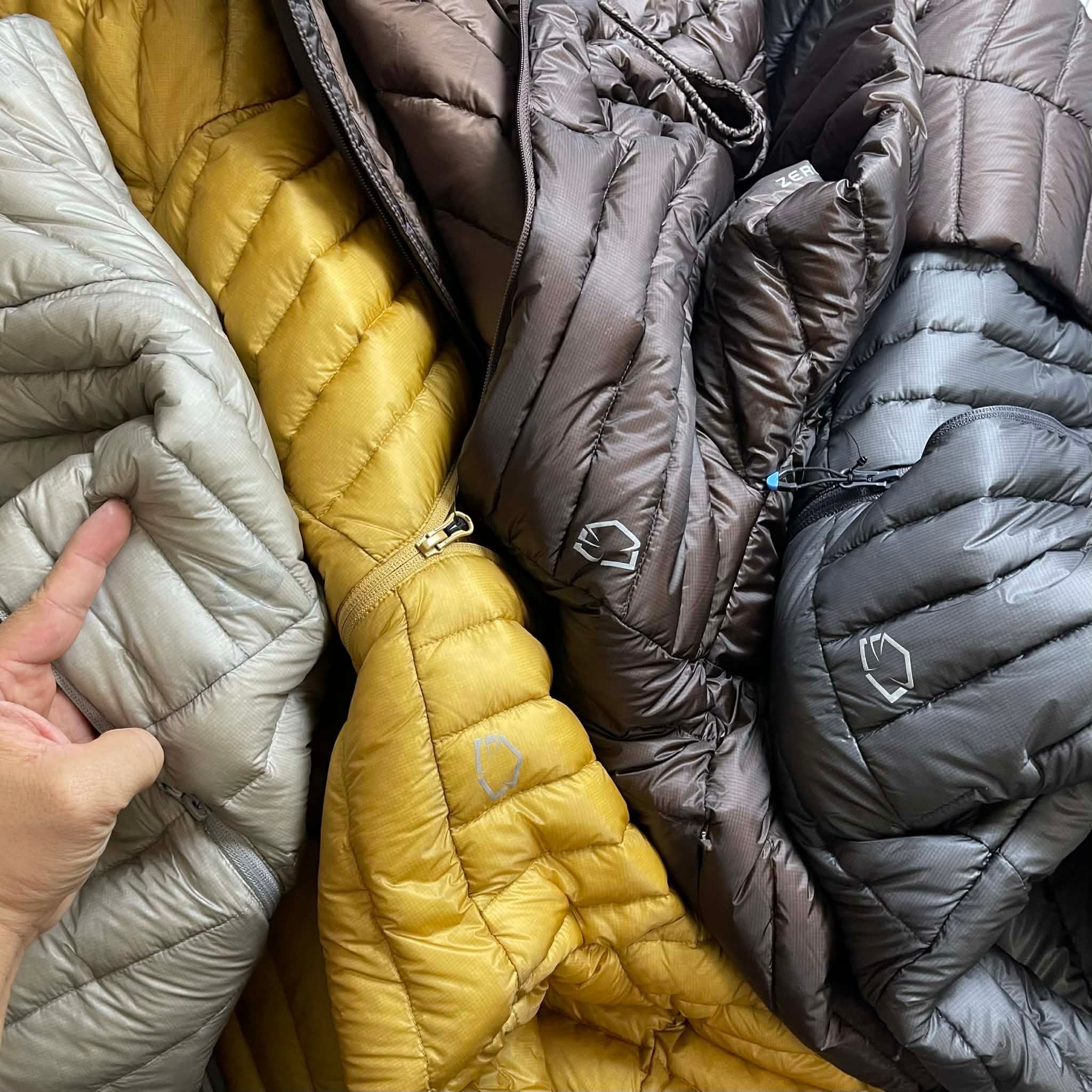 AKLV SIÊU NHẸ ZERO.GRAM RAMONA 130 8013