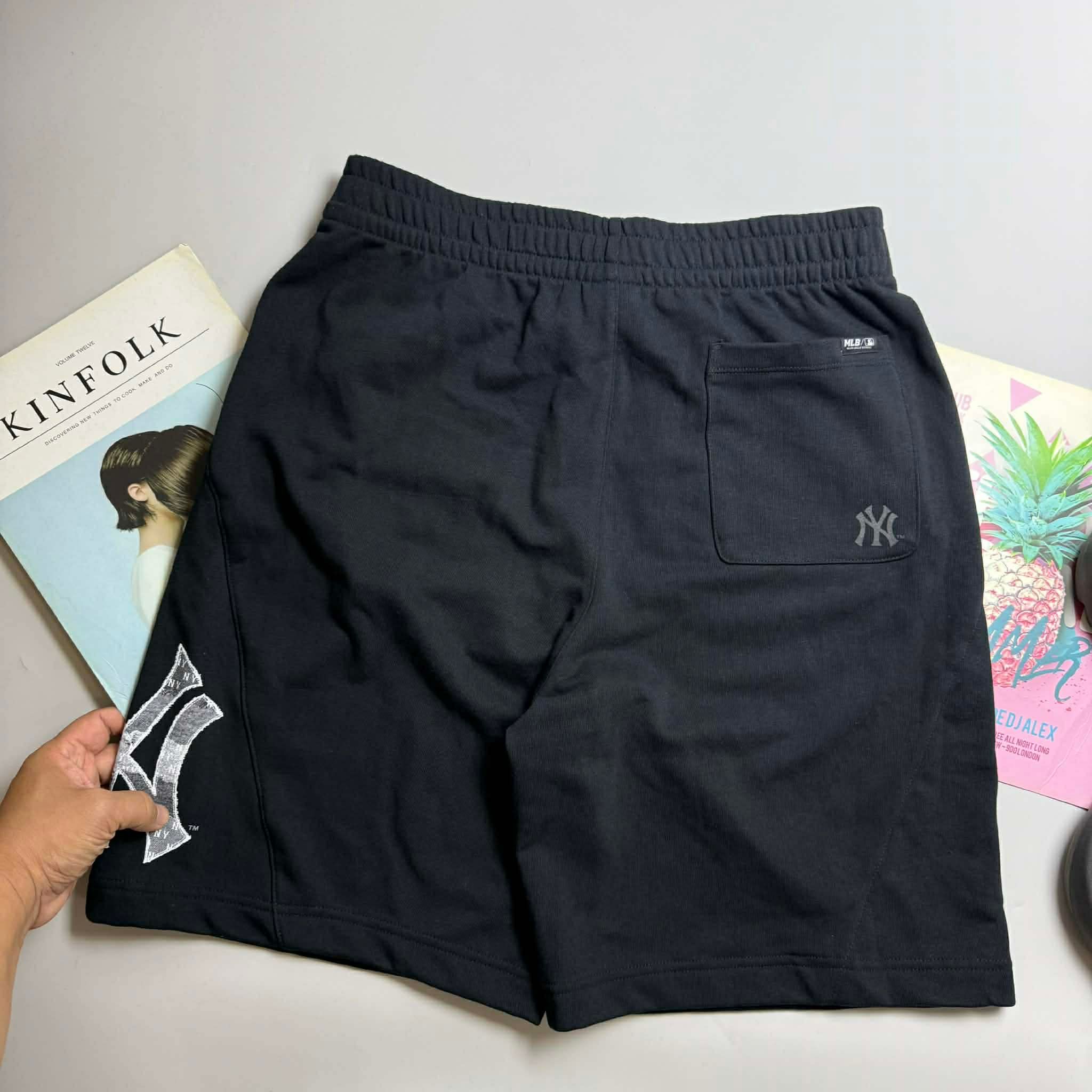 SHORT NỈ M.L.B BASIC MEGA LOGO 9IN 5458