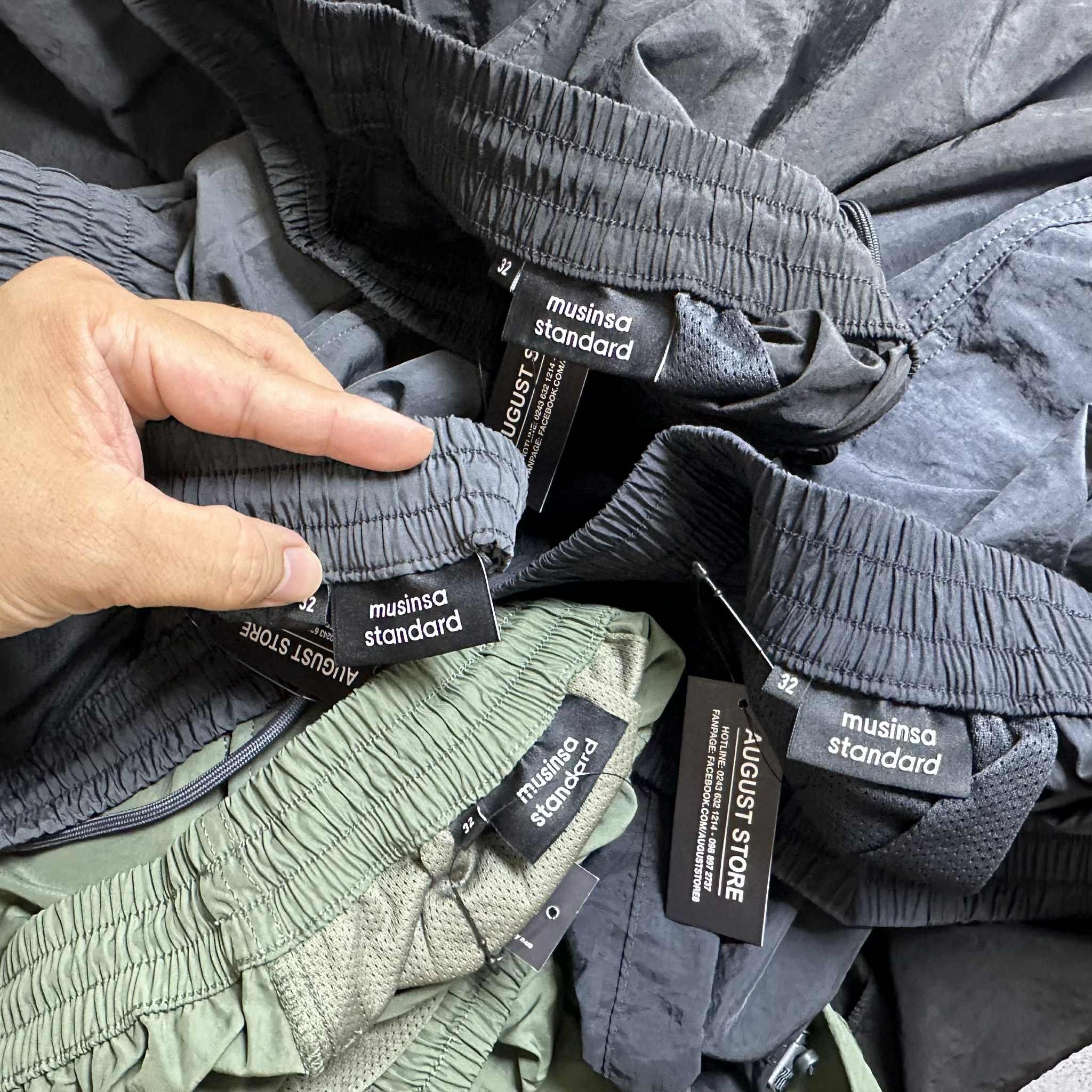 QUẦN GIÓ MU.SINSA NYLON WIDE STRING 3796