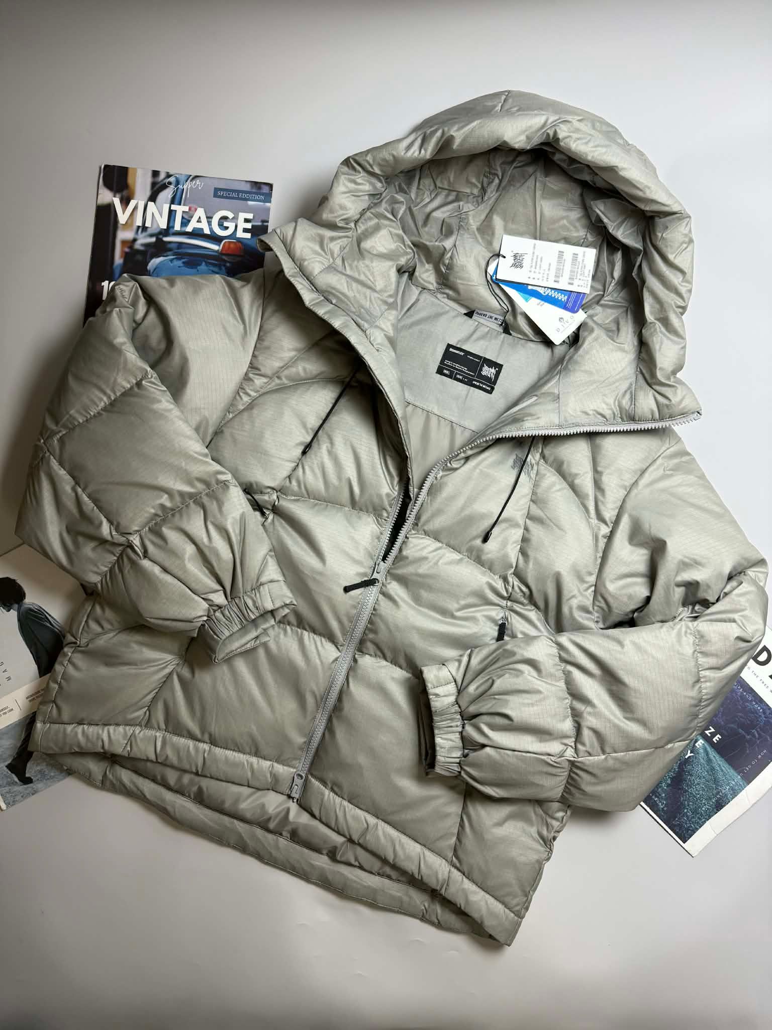 AK LÔNG VŨ BROWN.BREATH UNISEX MẶC ĐÔI 3626