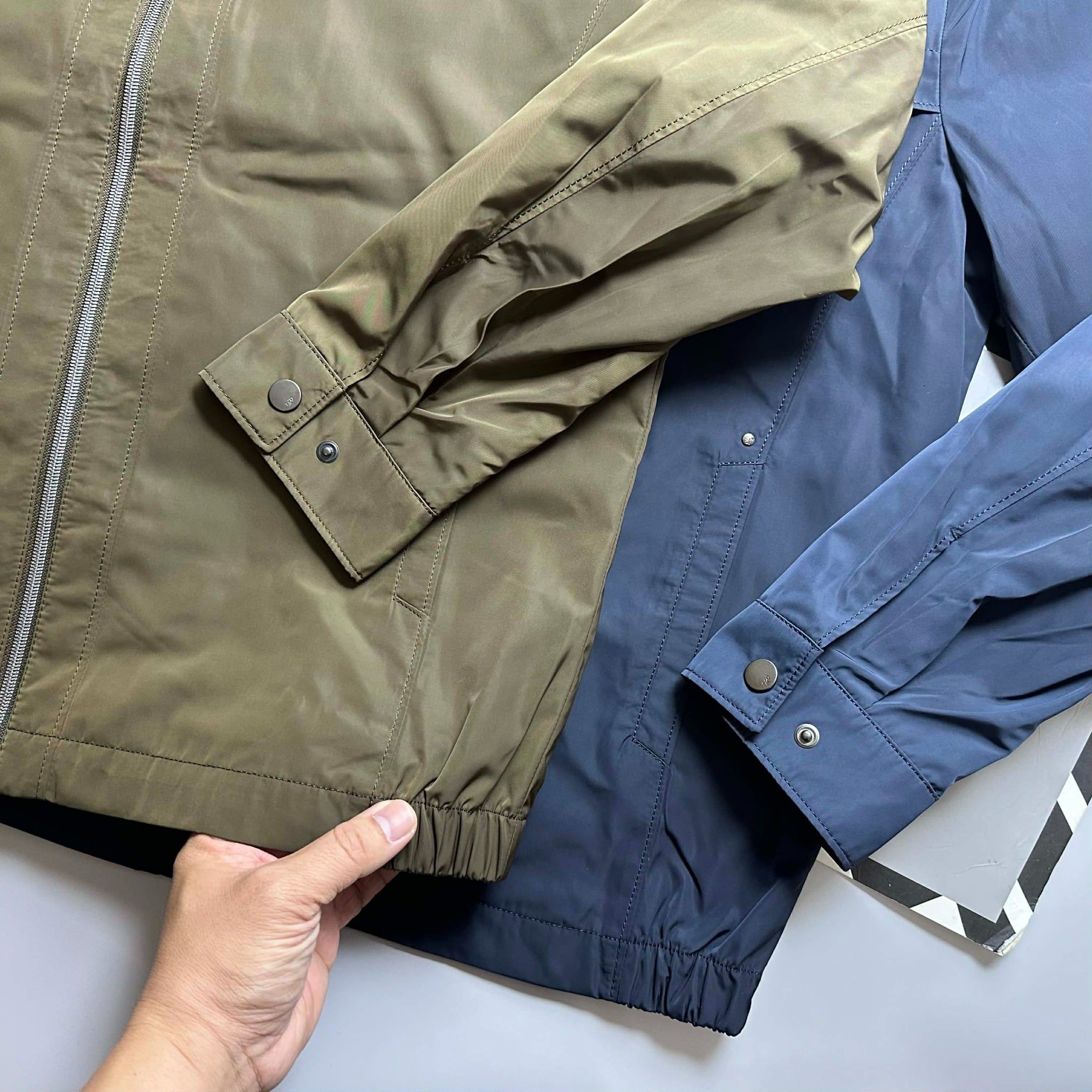 AK GIÓ CÔNG SỞ RO.GATIS 1837