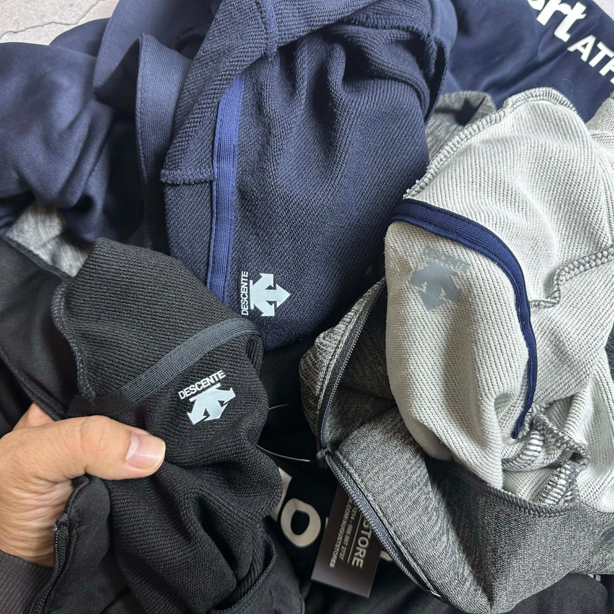 AK NỈ MŨ DES.CENTE TAY IN CHỮ 6503