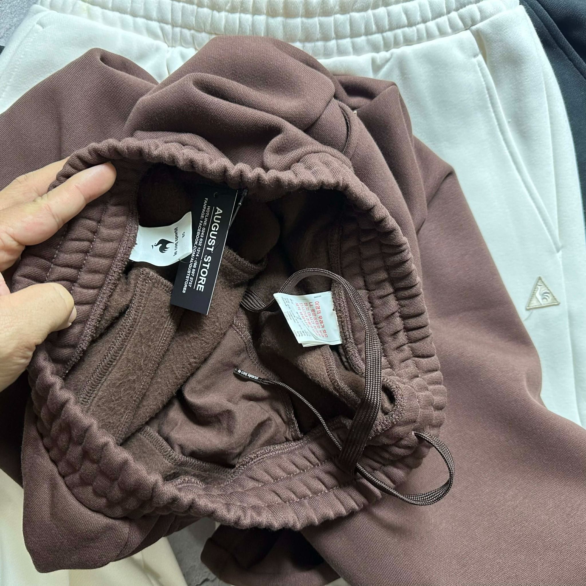 QUẦN NỈ SUÔNG LE.COQ UNISEX MẶC ĐÔI 6505