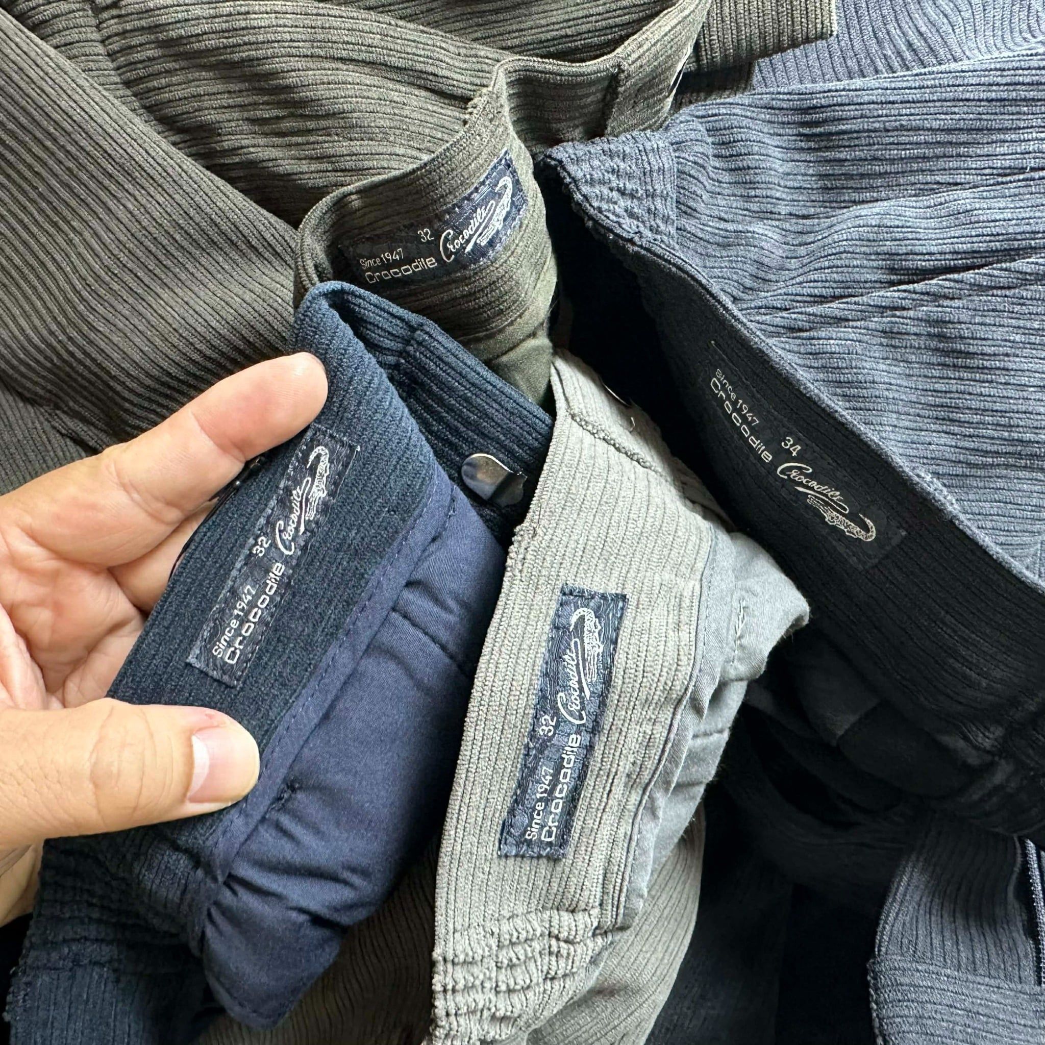 QUẦN NHUNG KẺ TĂM CẠP CHUN CRO.CODILE 4502