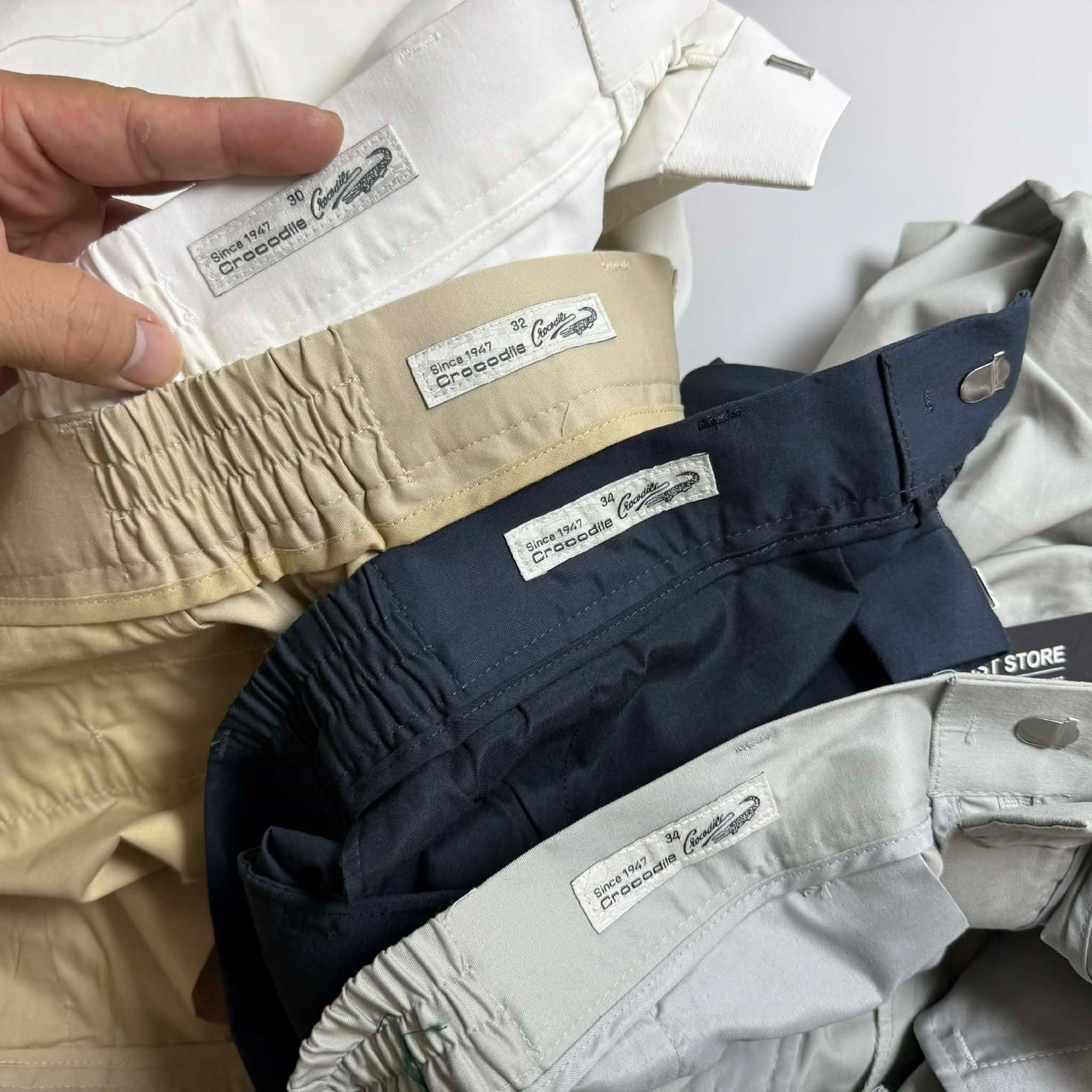 SHORT KAKI CẠP CHUN CRO.CODILE CHỮ THÊU 5602