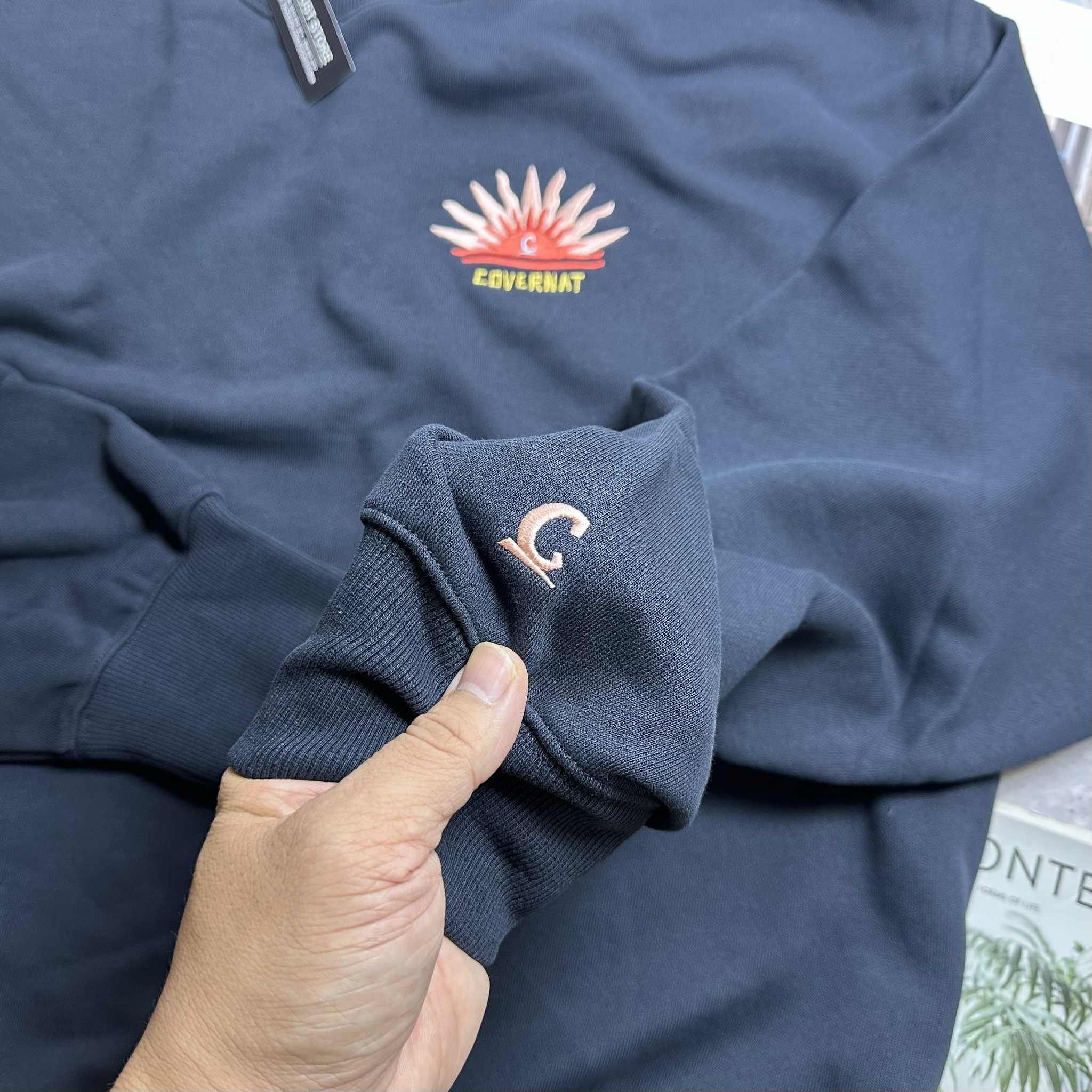 ÁO NỈ COVER.NAT THÊU HÌNH SUNSET GRAPHIC 6613