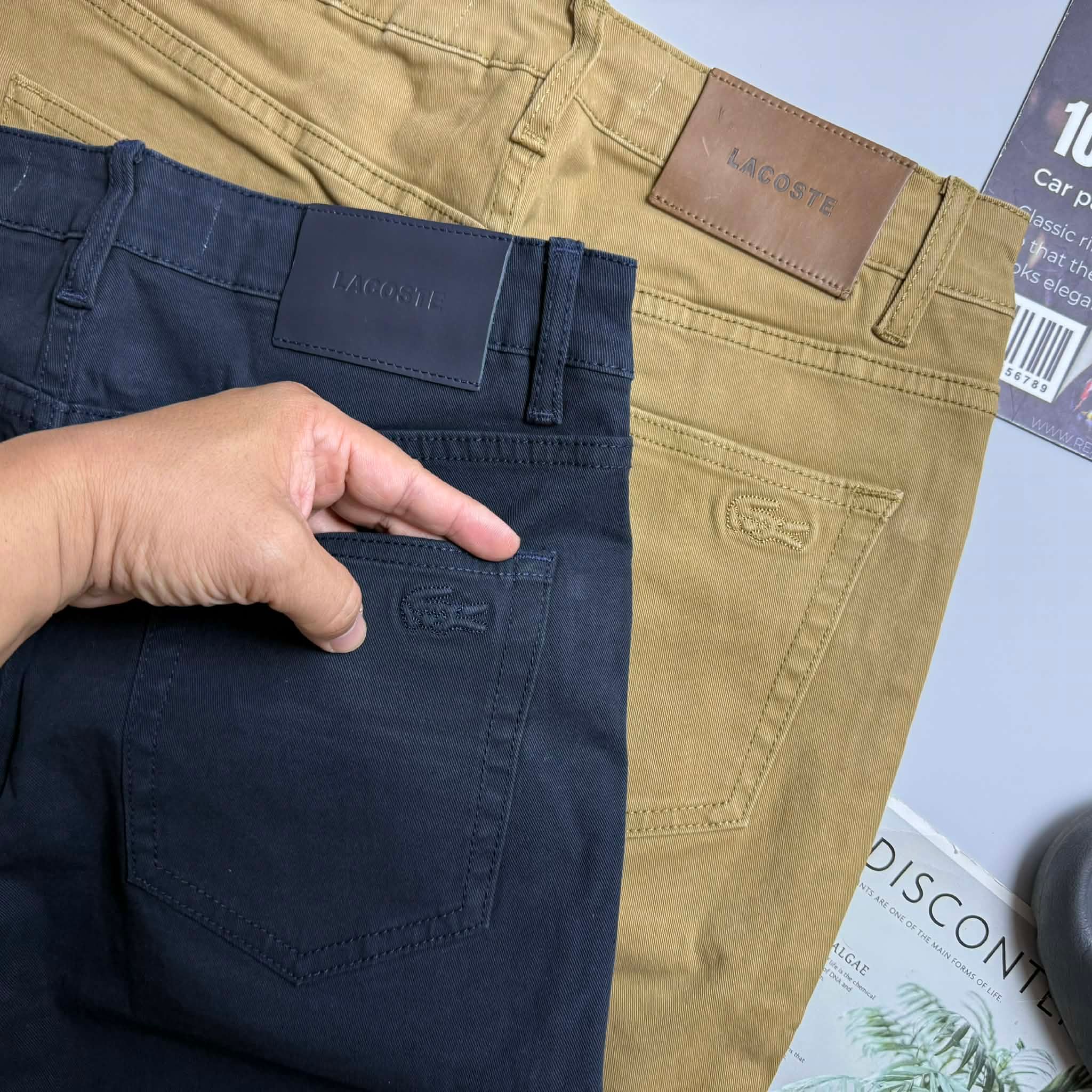 SHORT KAKI LA.COSTE LOGO TÚI SAU SLIM 6621