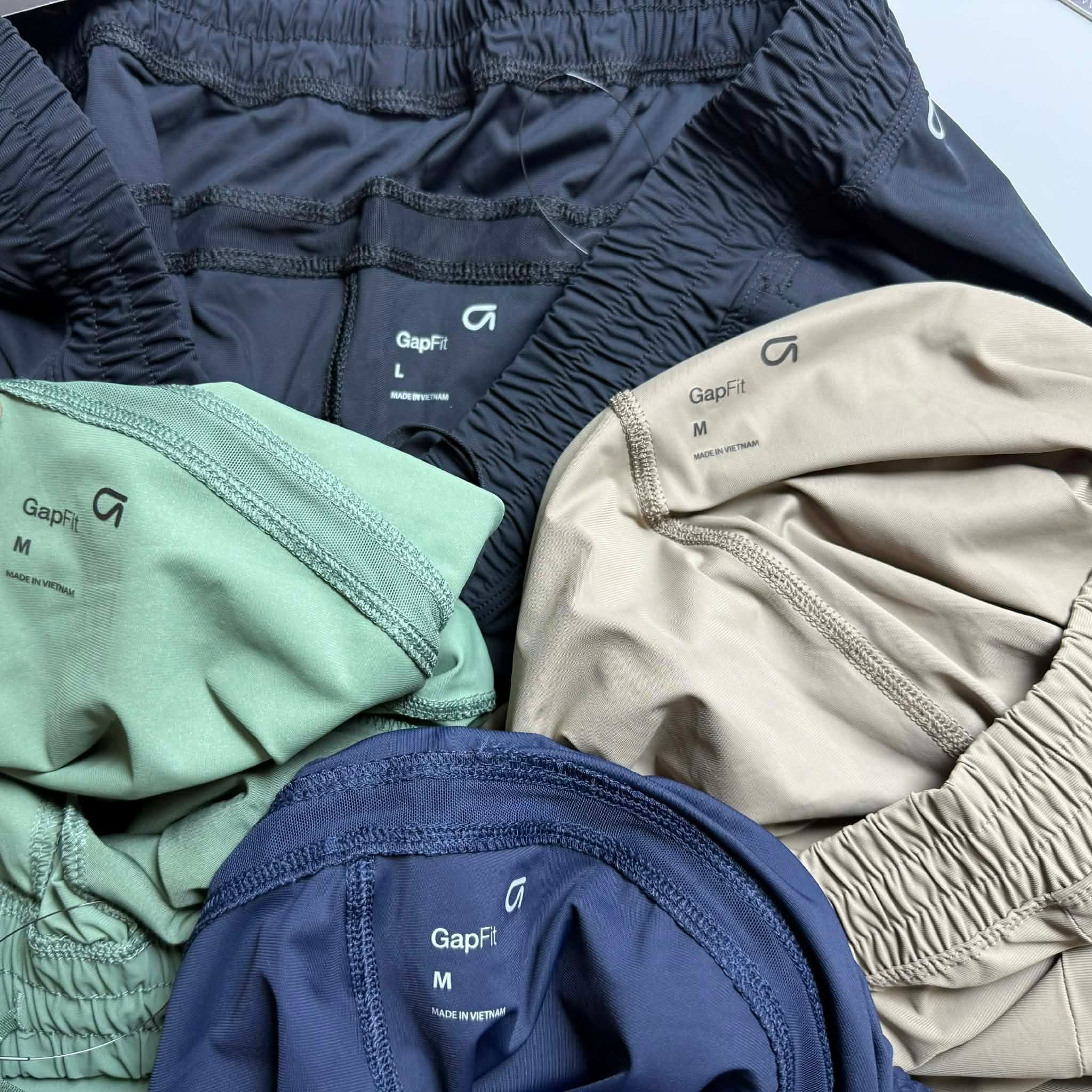 JOGGER GIÓ GAP.FIT MOTION RELAXED FIT 7507