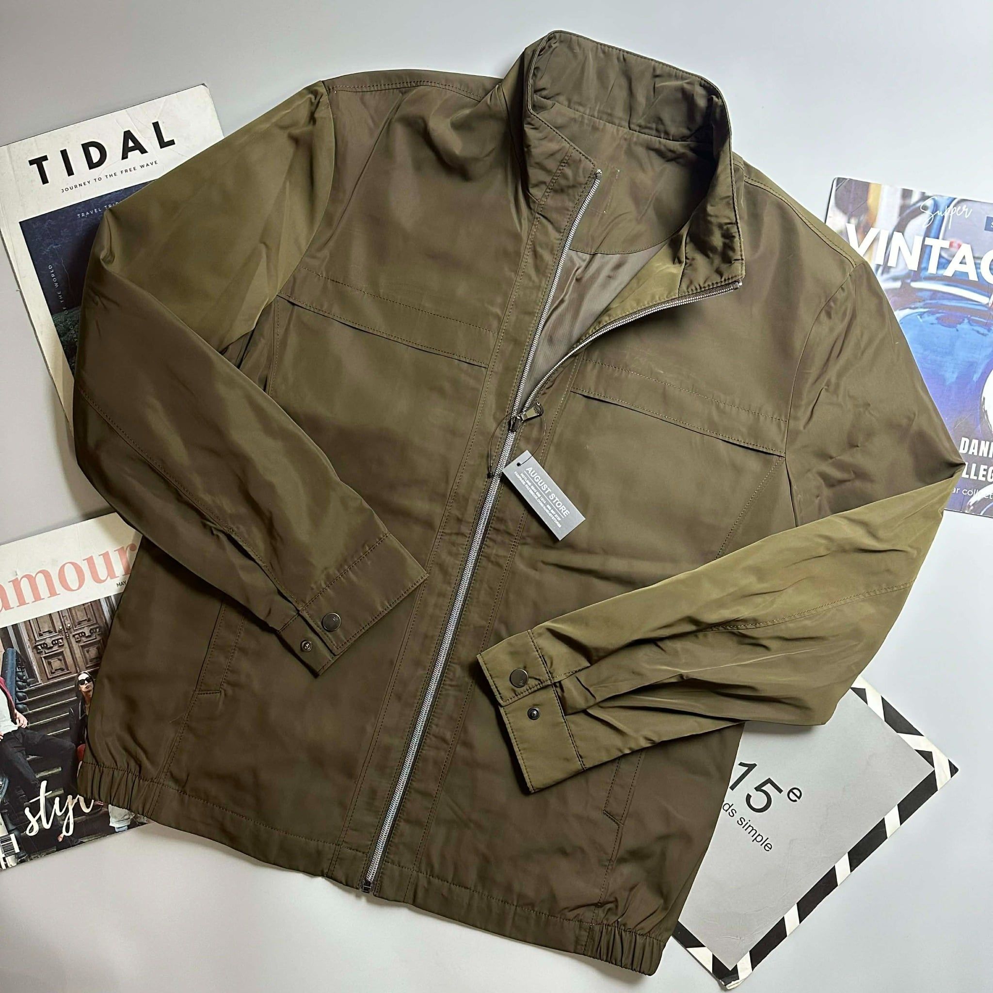 AK GIÓ CÔNG SỞ RO.GATIS 1837