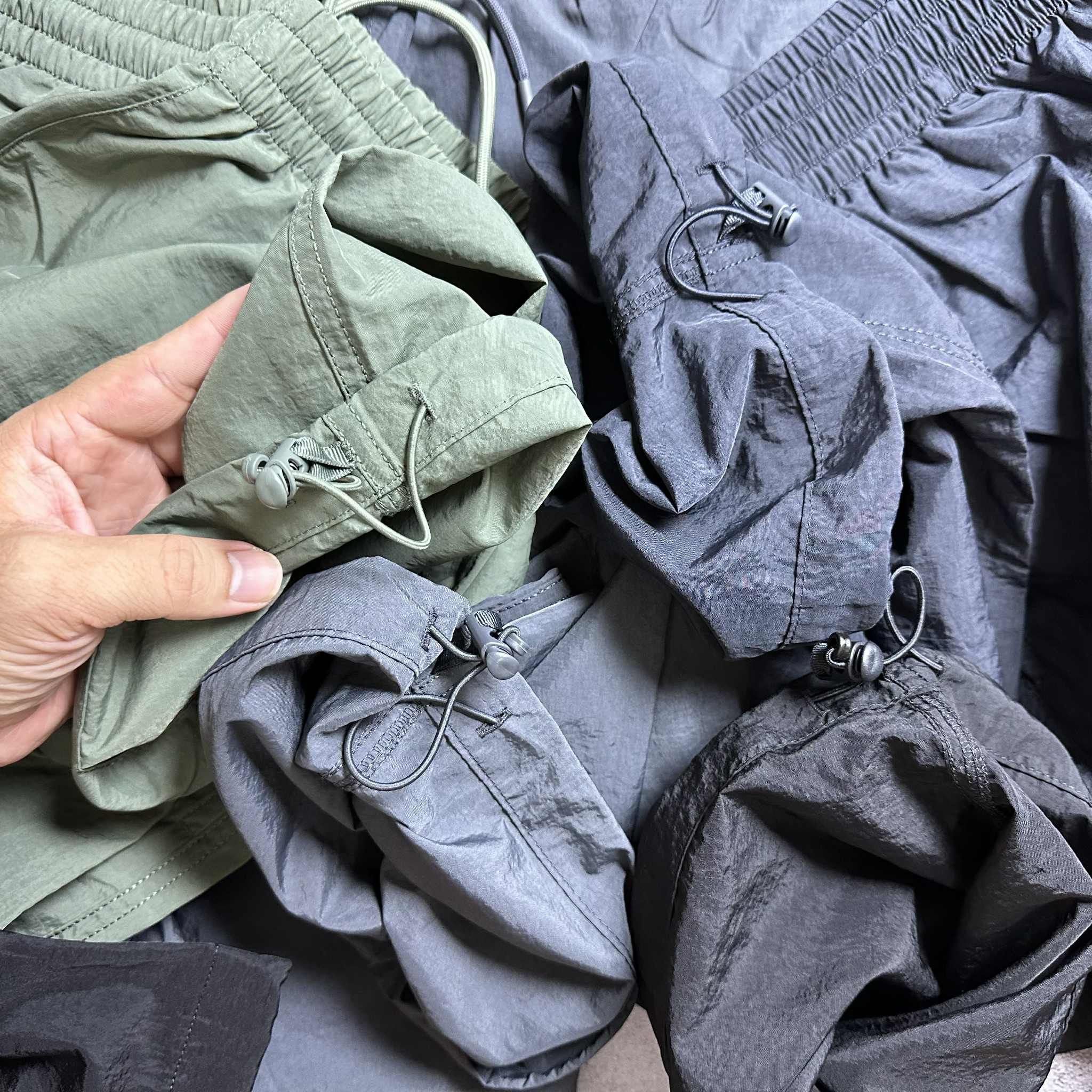 QUẦN GIÓ MU.SINSA NYLON WIDE STRING 3796