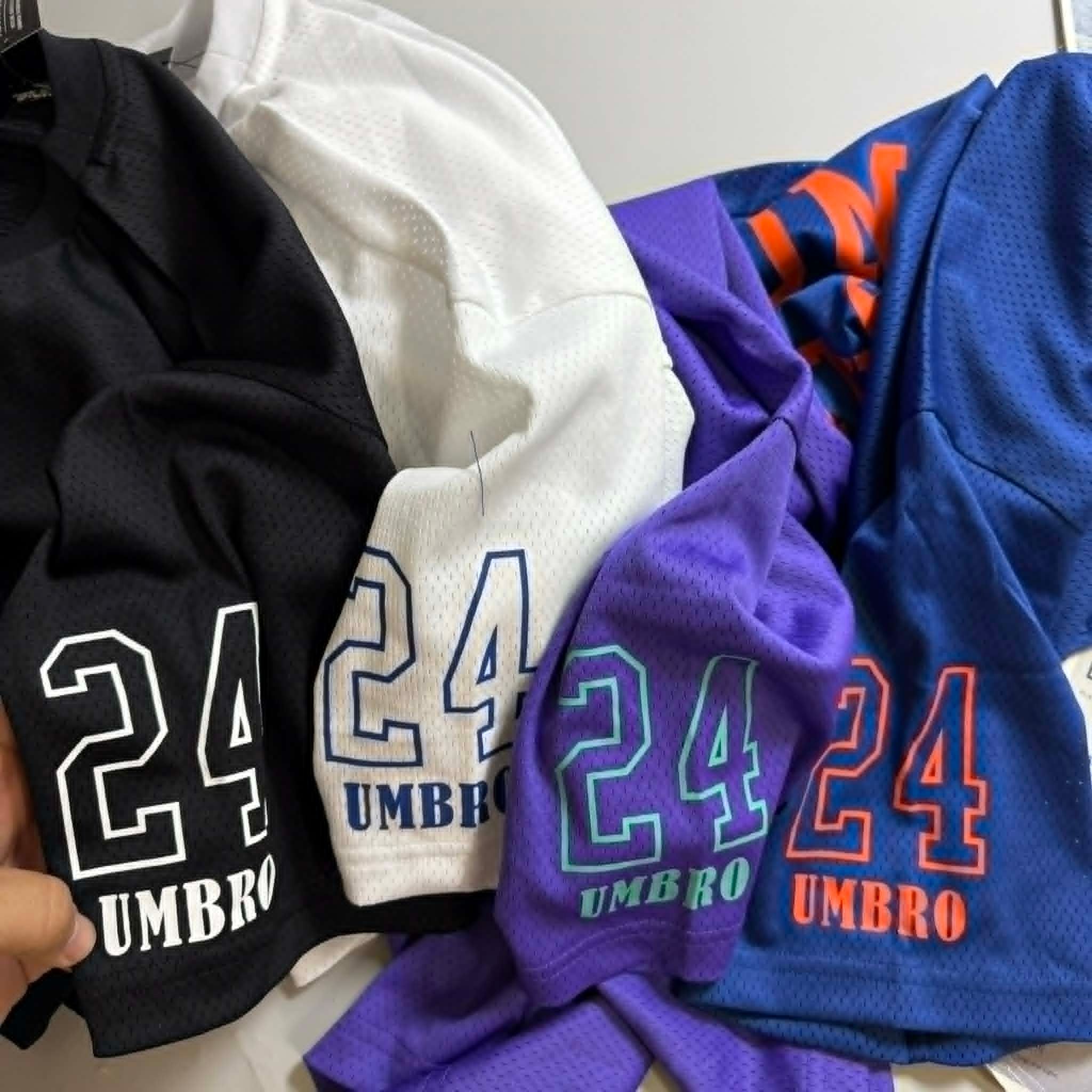 ÁO CT UM.BRO MESH GRAPHIC LOGO UNISEX 5513