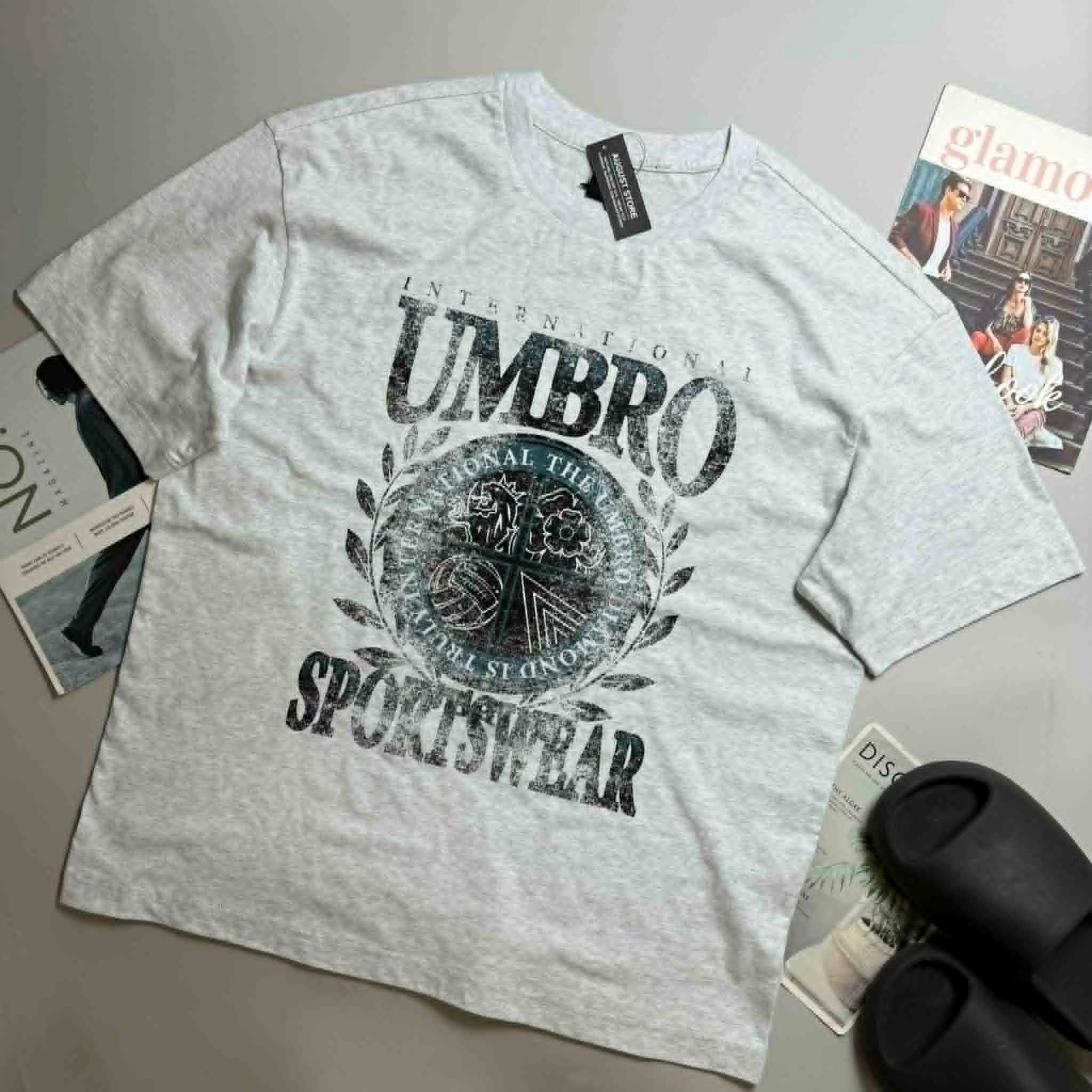 ÁO CT UM.BRO IN HÌNH UNISEX MẶC ĐÔI 5511