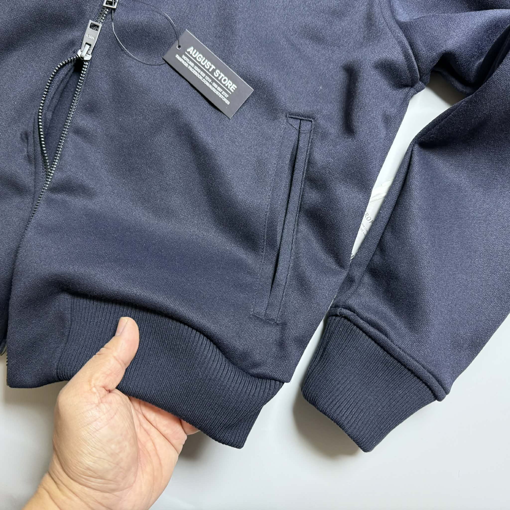 AK NỈ CỔ CAO MAN.GO MAN 4711