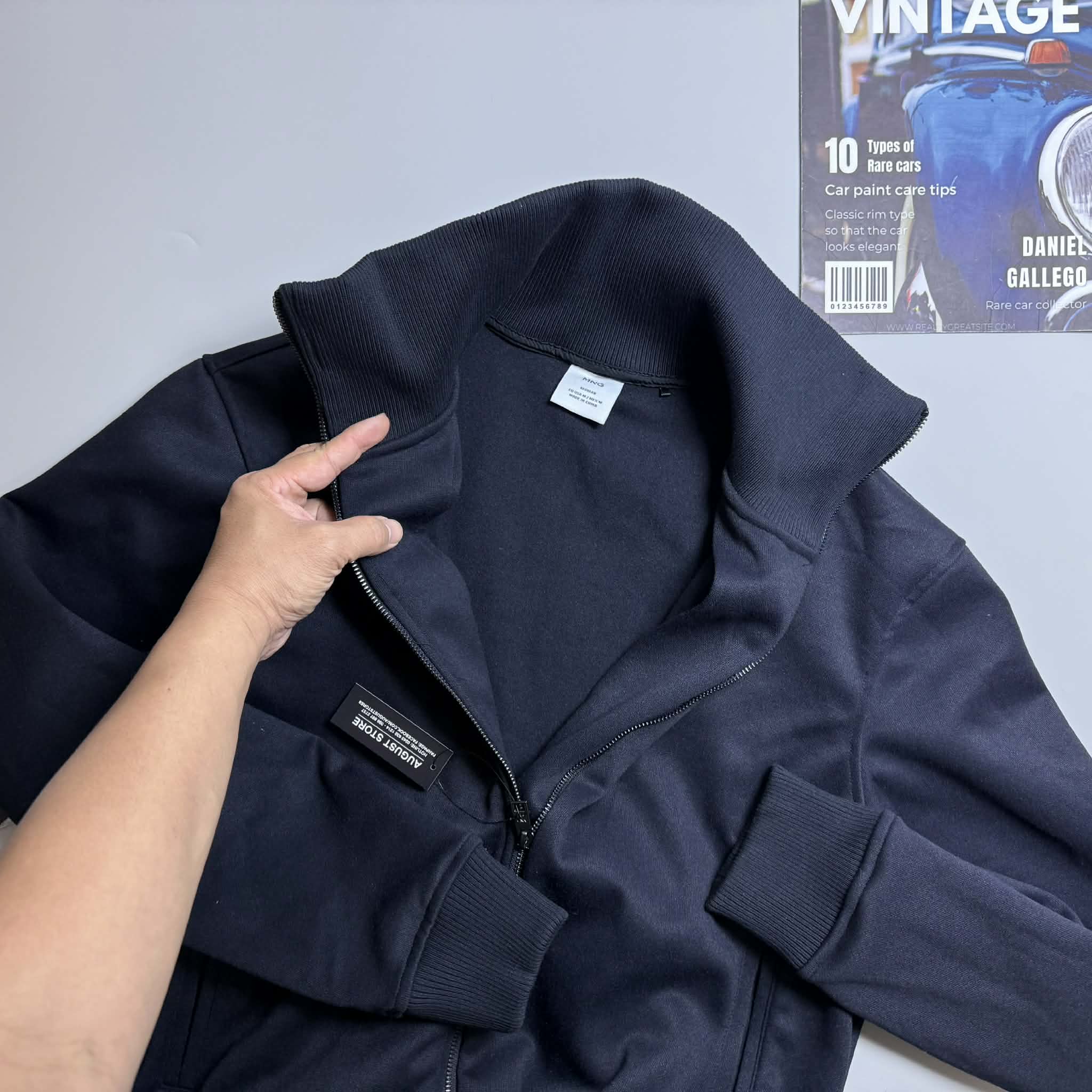 AK NỈ CỔ CAO MAN.GO MAN 4711