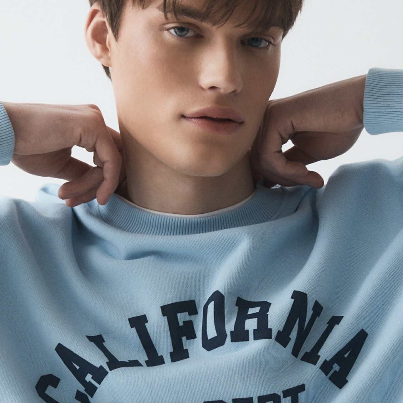 ÁO NỈ WHO.AU CALIFORNIA LETTER 7114