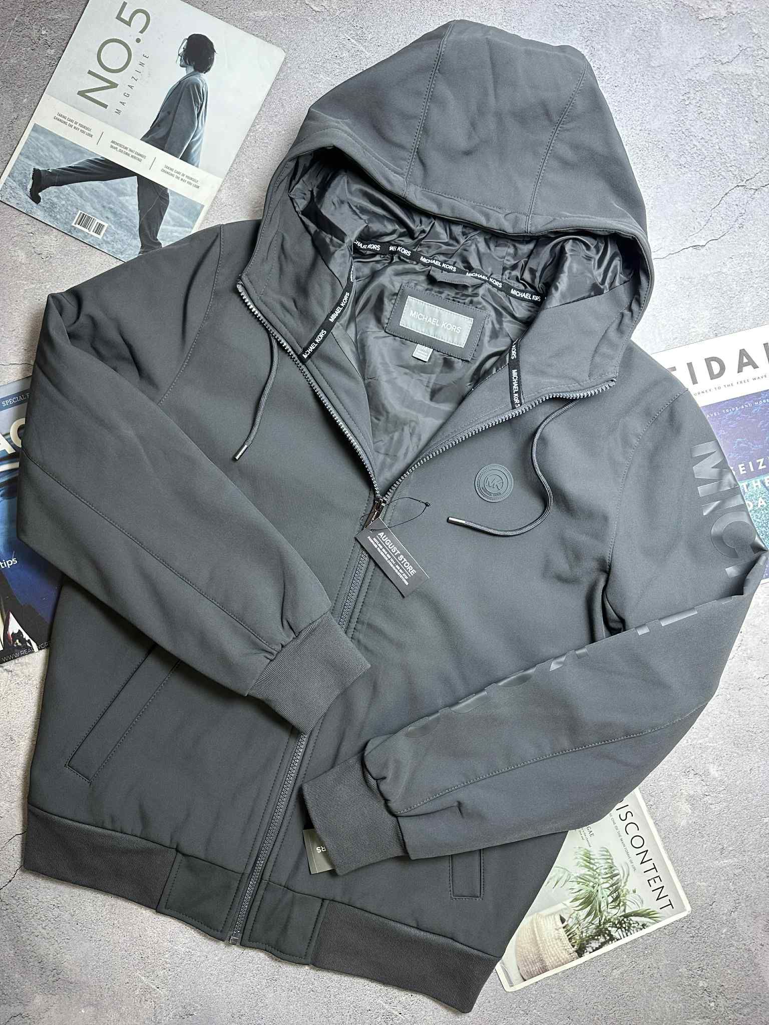 AK MŨ MICHAEL.KORS TAY IN CHỮ 8018