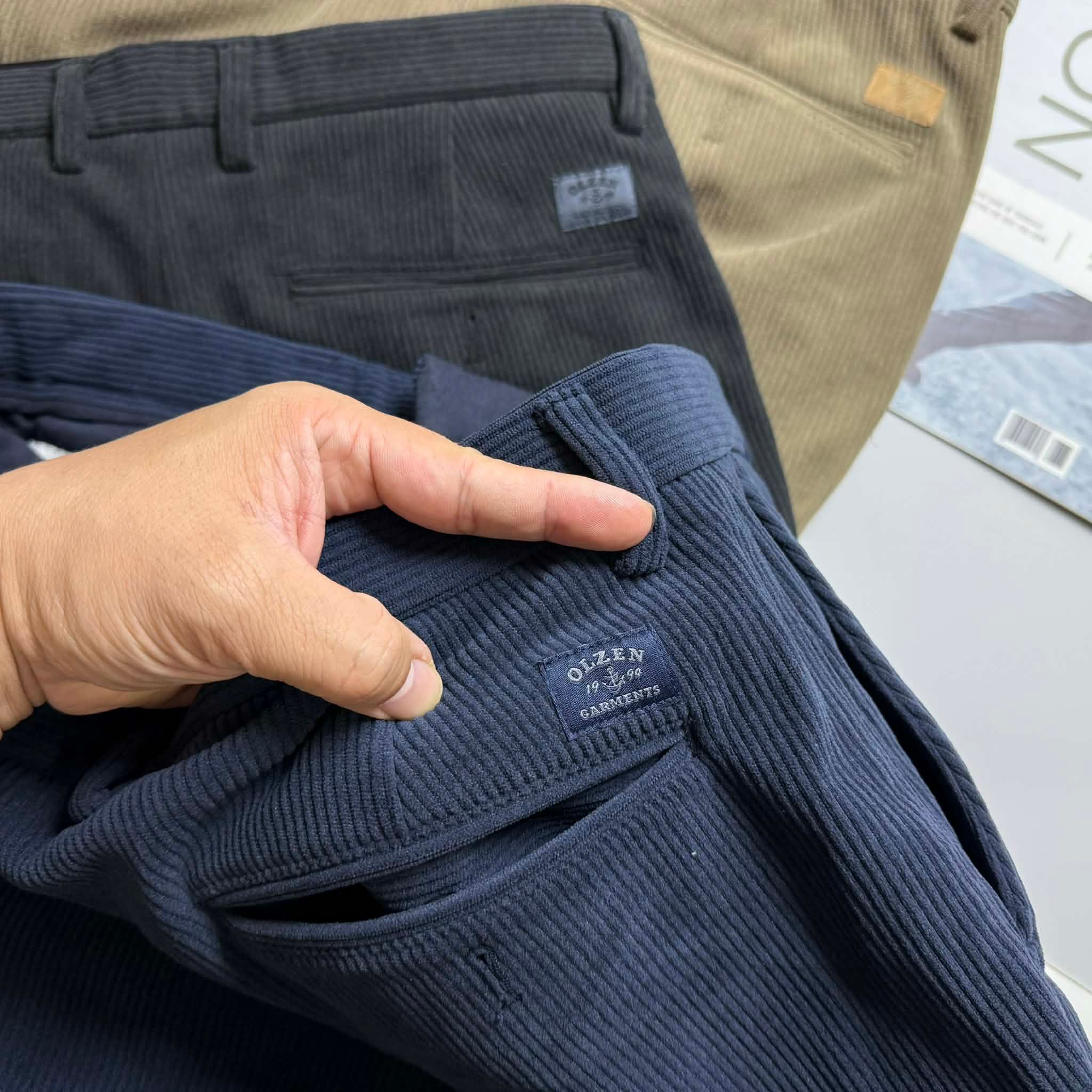 QUẦN NHUNG KẺ TĂM OL.ZEN STANDARD FIT 3032