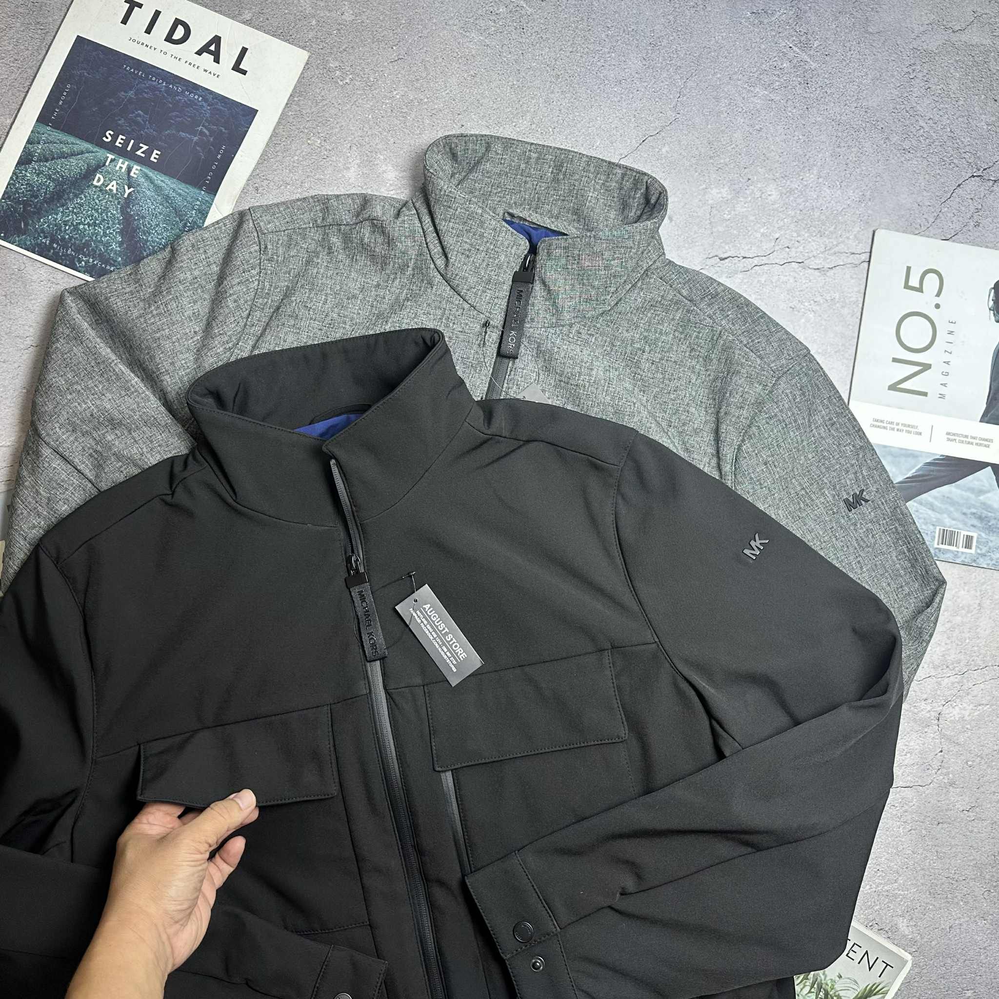 AK TÚI NGỰC M.KORS KHÓA ZIP VẢI CHỐNG NƯỚC 8016