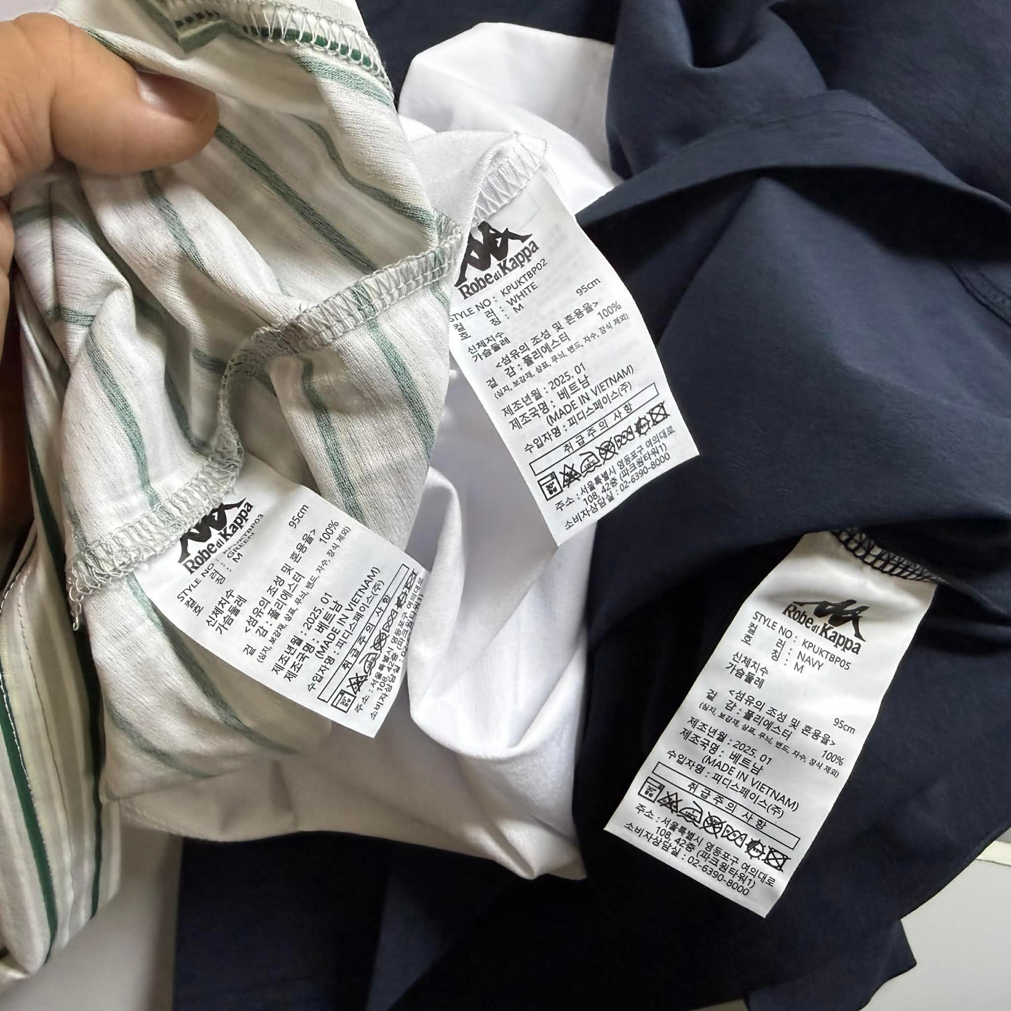 ÁO CỔ TRÒN KAP.PA TÚI NGỰC UNISEX 7636