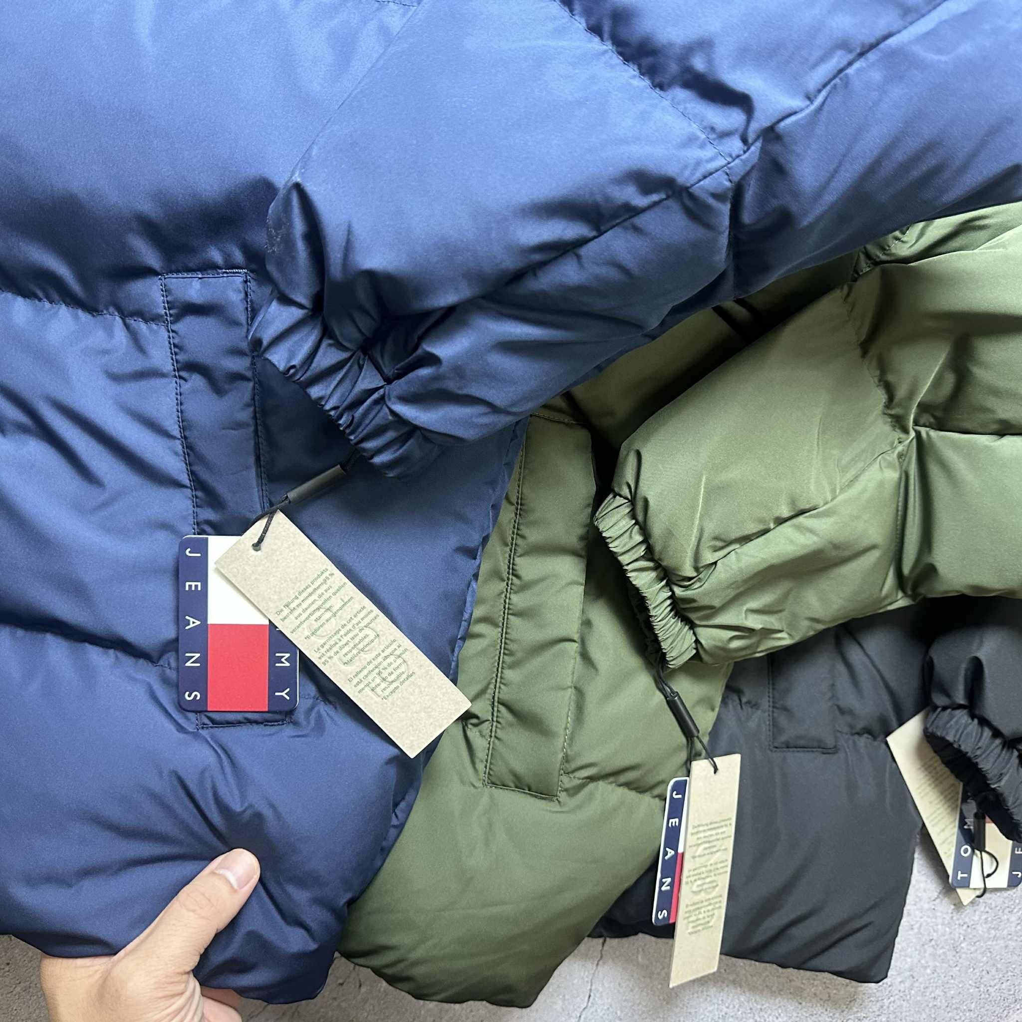 AK LÔNG VŨ TOM.MY HIL.FIGER ESSENTIAL 6410