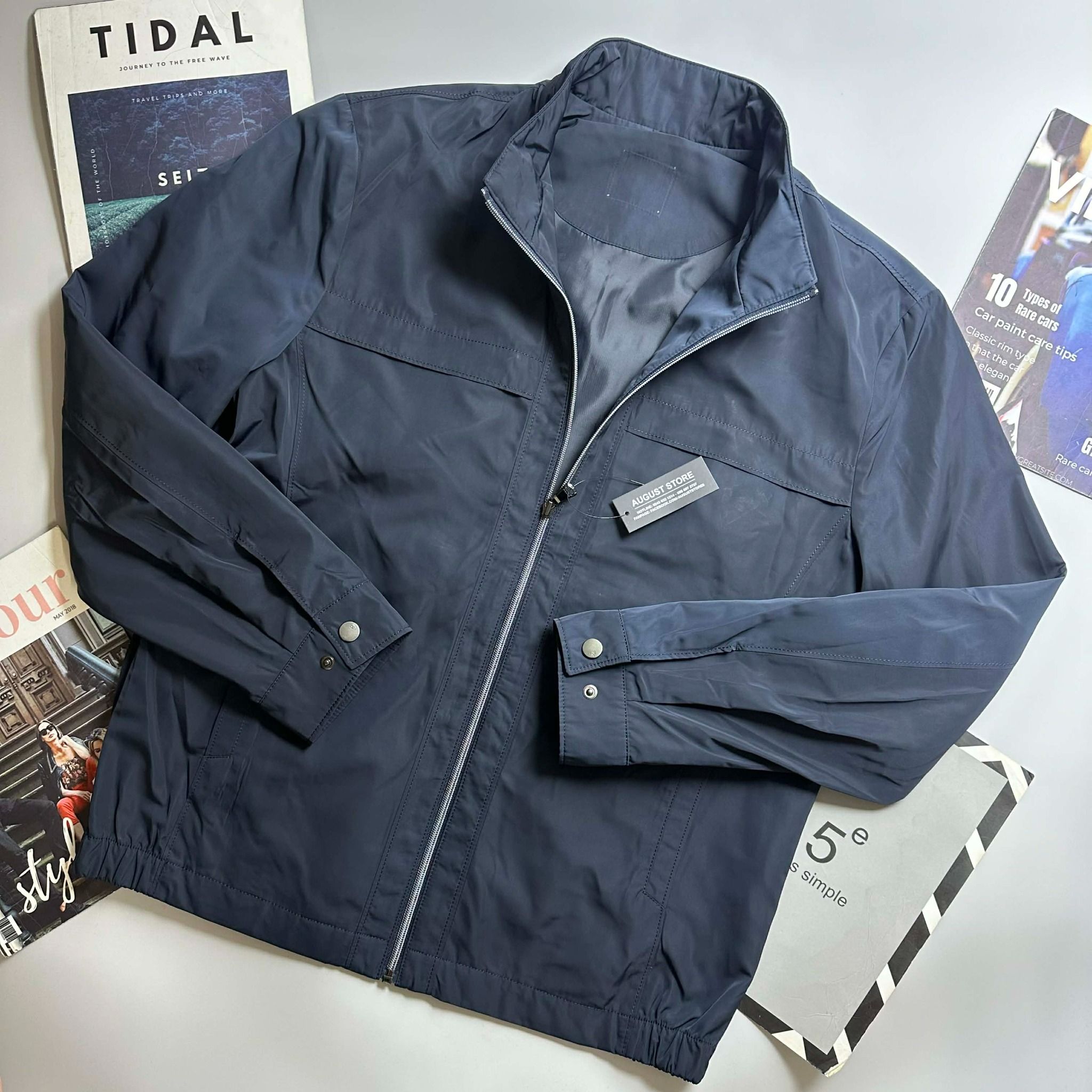 AK GIÓ CÔNG SỞ RO.GATIS 1837