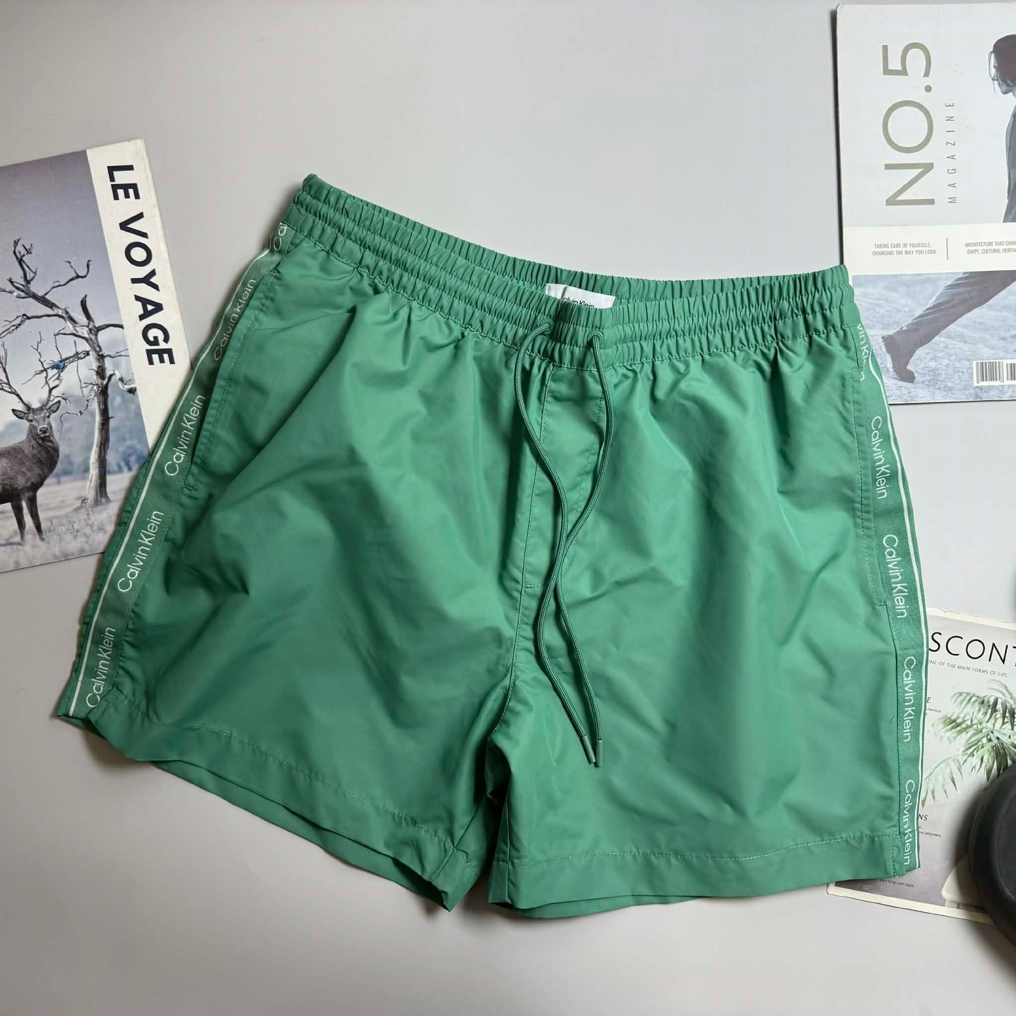 QUẦN BƠI C.K VẢI GIÓ LÓT LƯỚI 7157