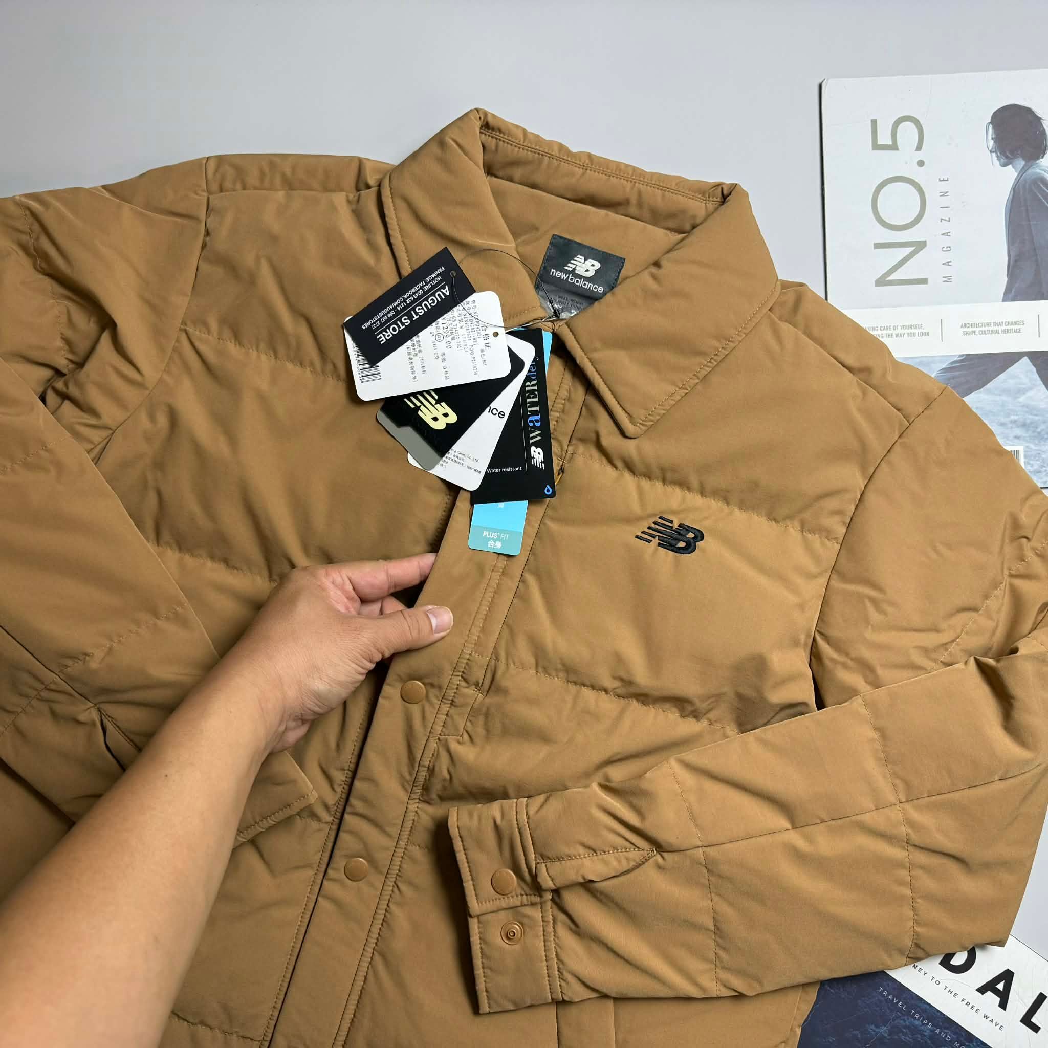 AK LÔNG VŨ CỔ BẺ NEW.BALANCE 6940