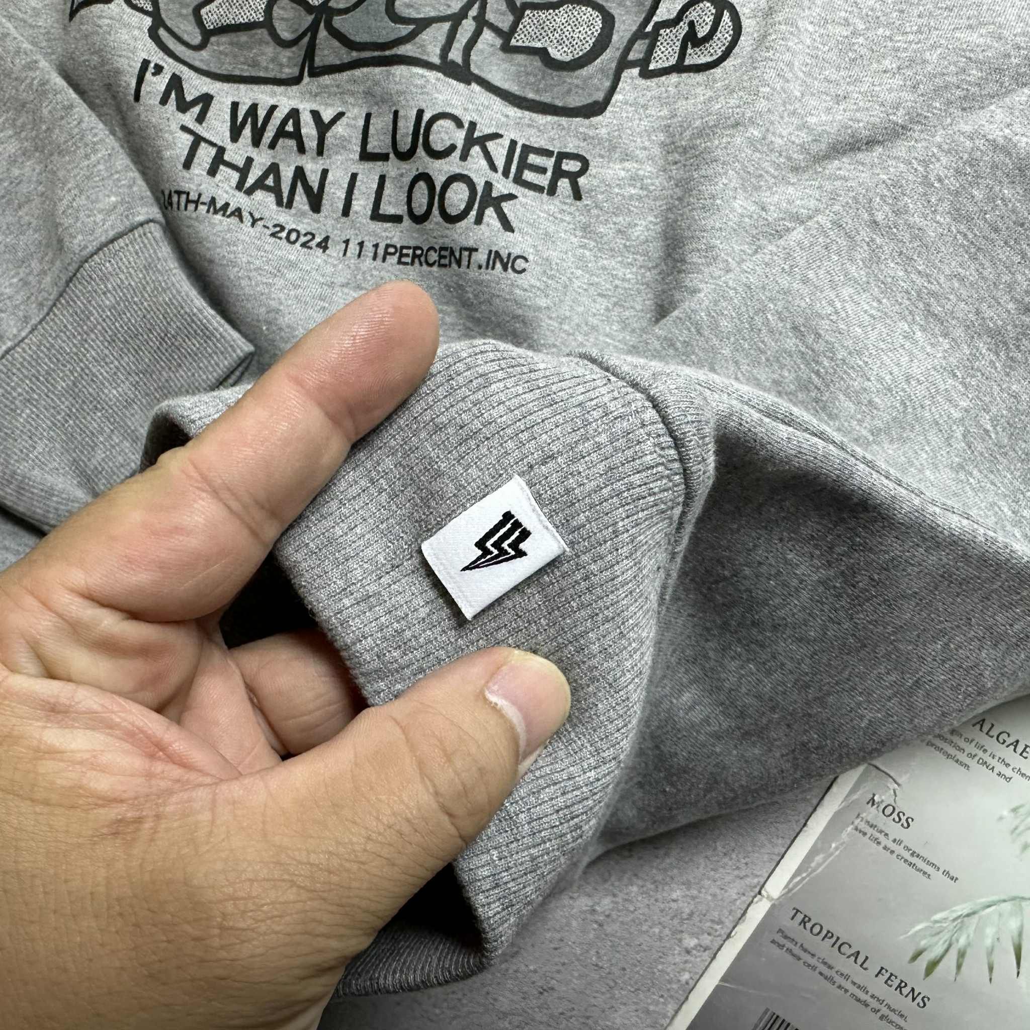 ÁO NỈ 111PERCENT IN HÌNH LUCKY CREW 8270