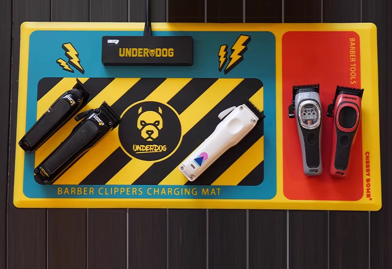  Cherry Bomb - Trạm sạc + thảm 