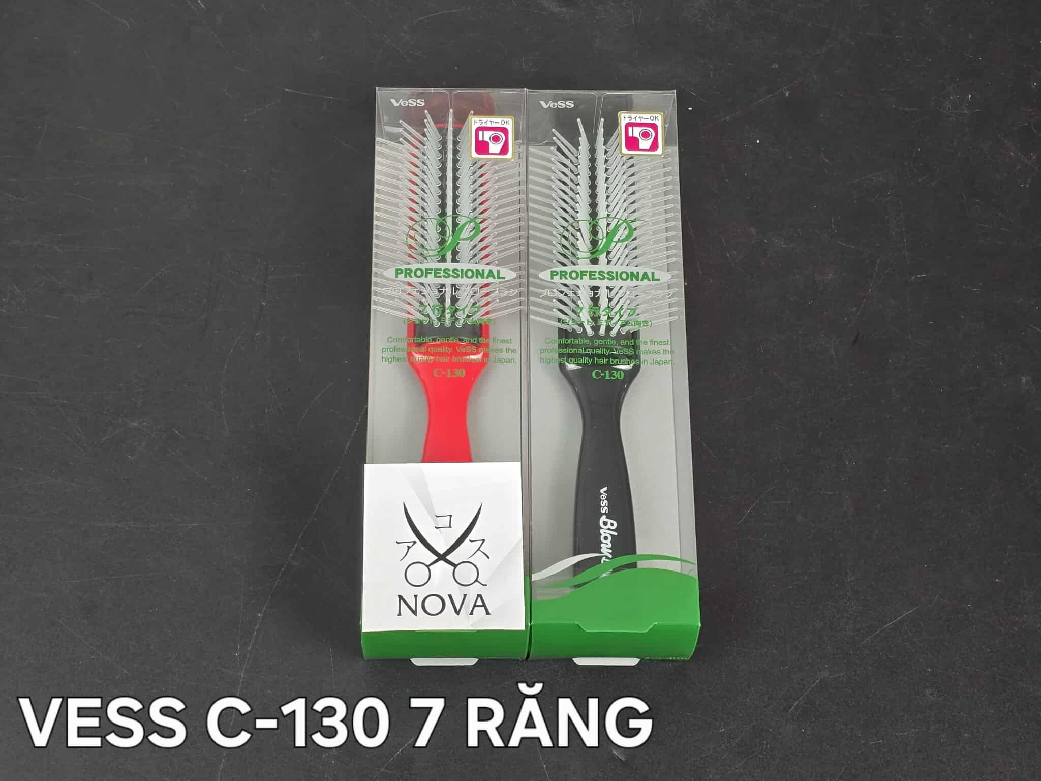  Vess - Lược bán nguyệt 7 răng - C130 